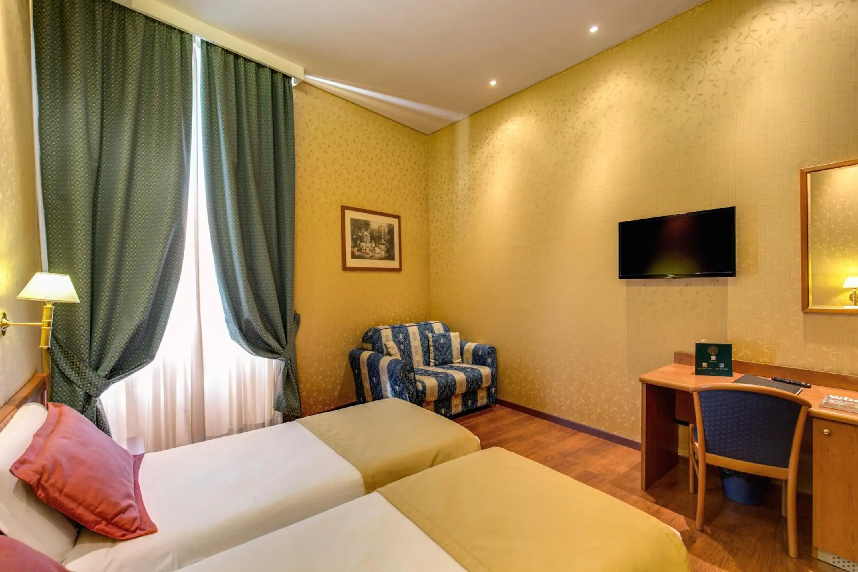 Superior Double or Twin Room in Hotel Impero Superior Double or Twin Room in Hotel Impero