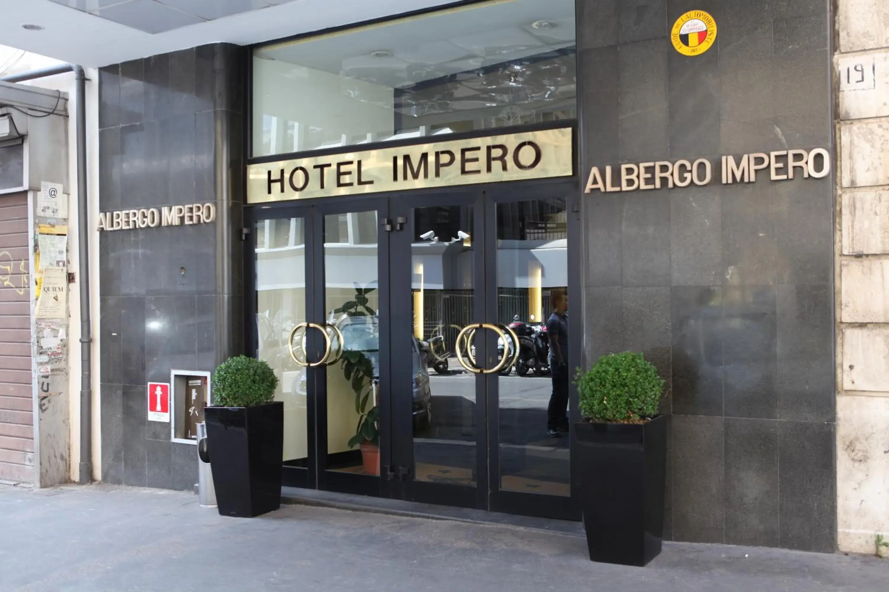 Facade/entrance in Hotel Impero Facade/entrance in Hotel Impero