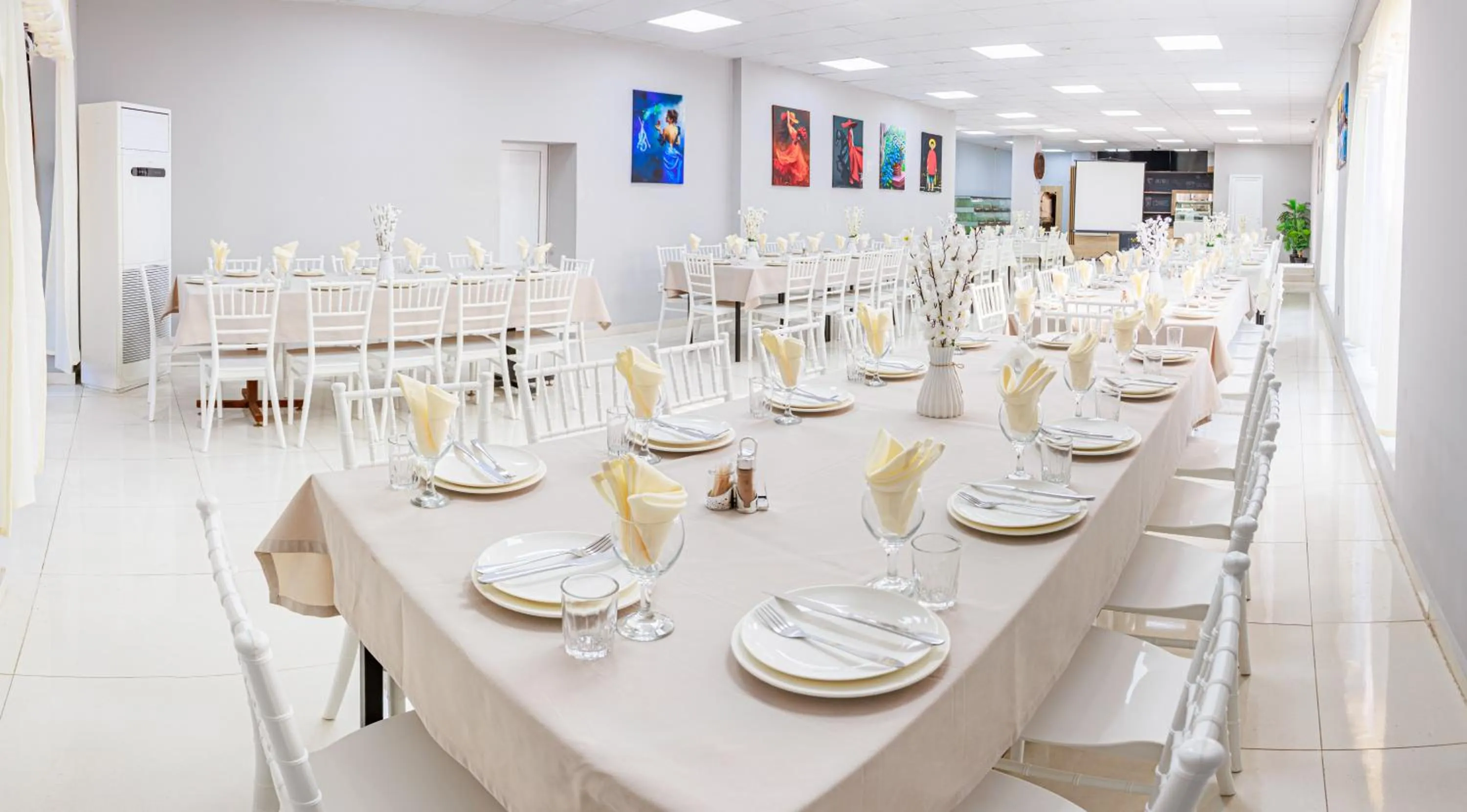 Banquet/Function facilities in Route Hotel