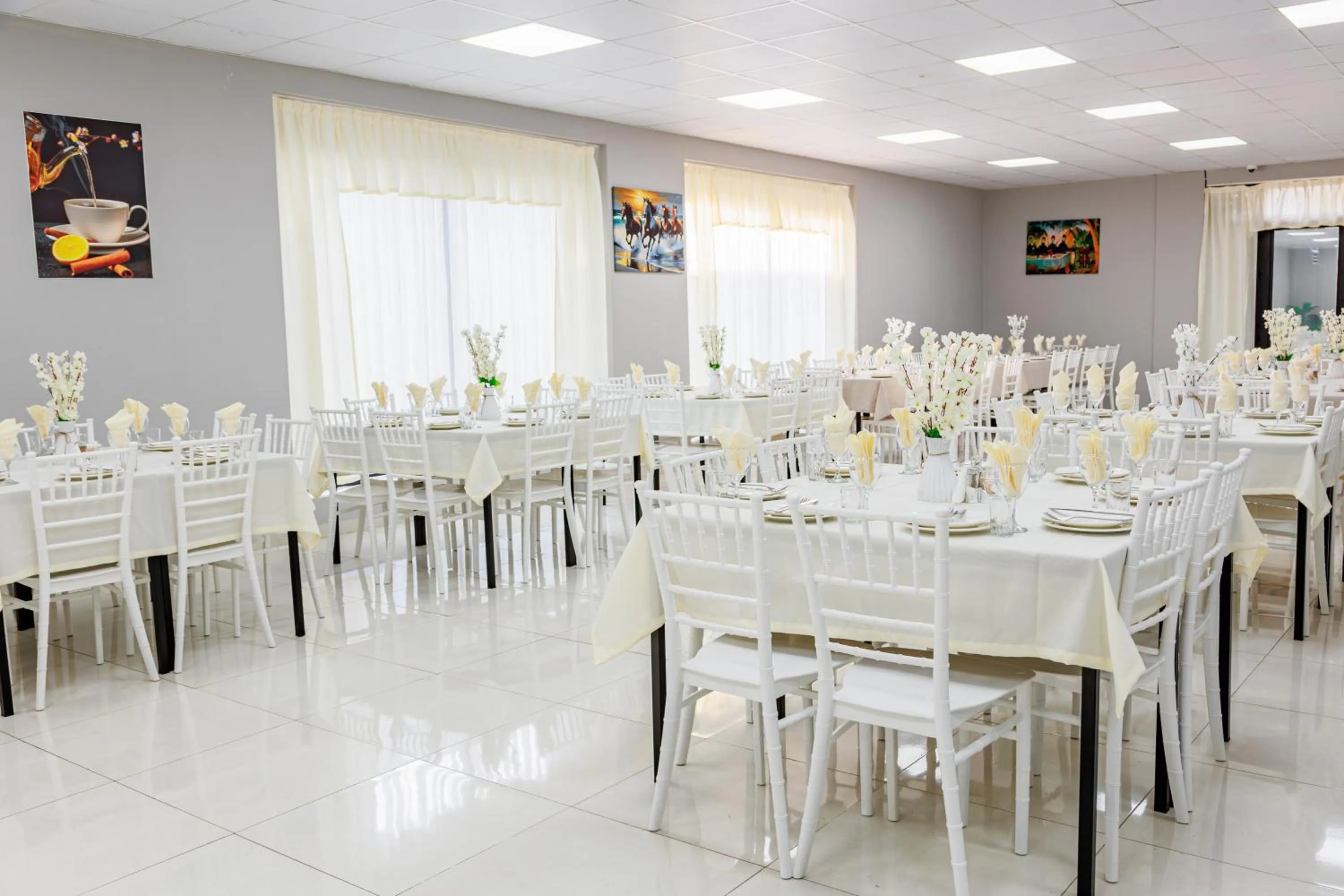 Banquet/Function facilities in Route Hotel