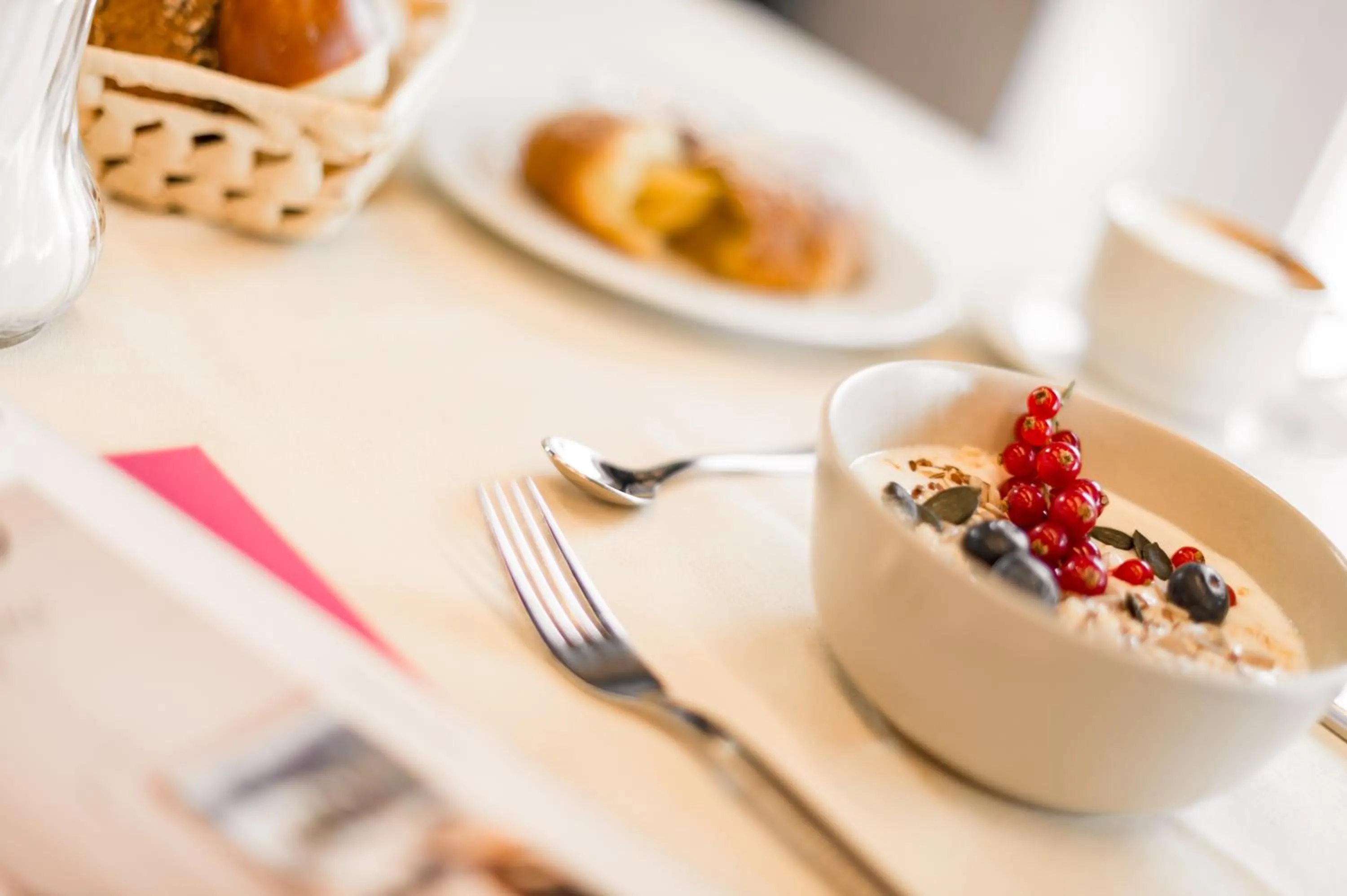 Food and drinks in KRONE eat drink stay