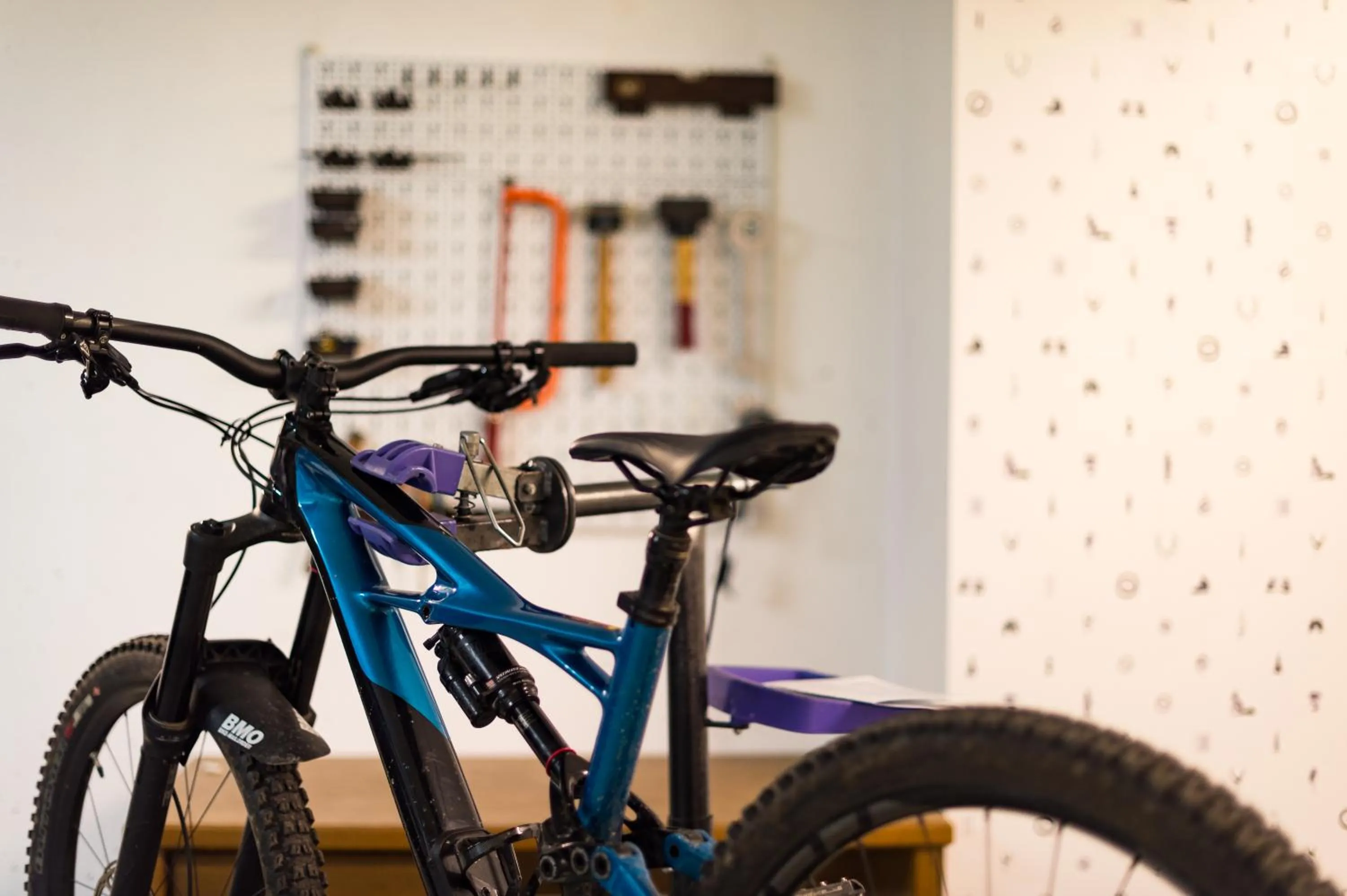 Cycling in KRONE eat drink stay