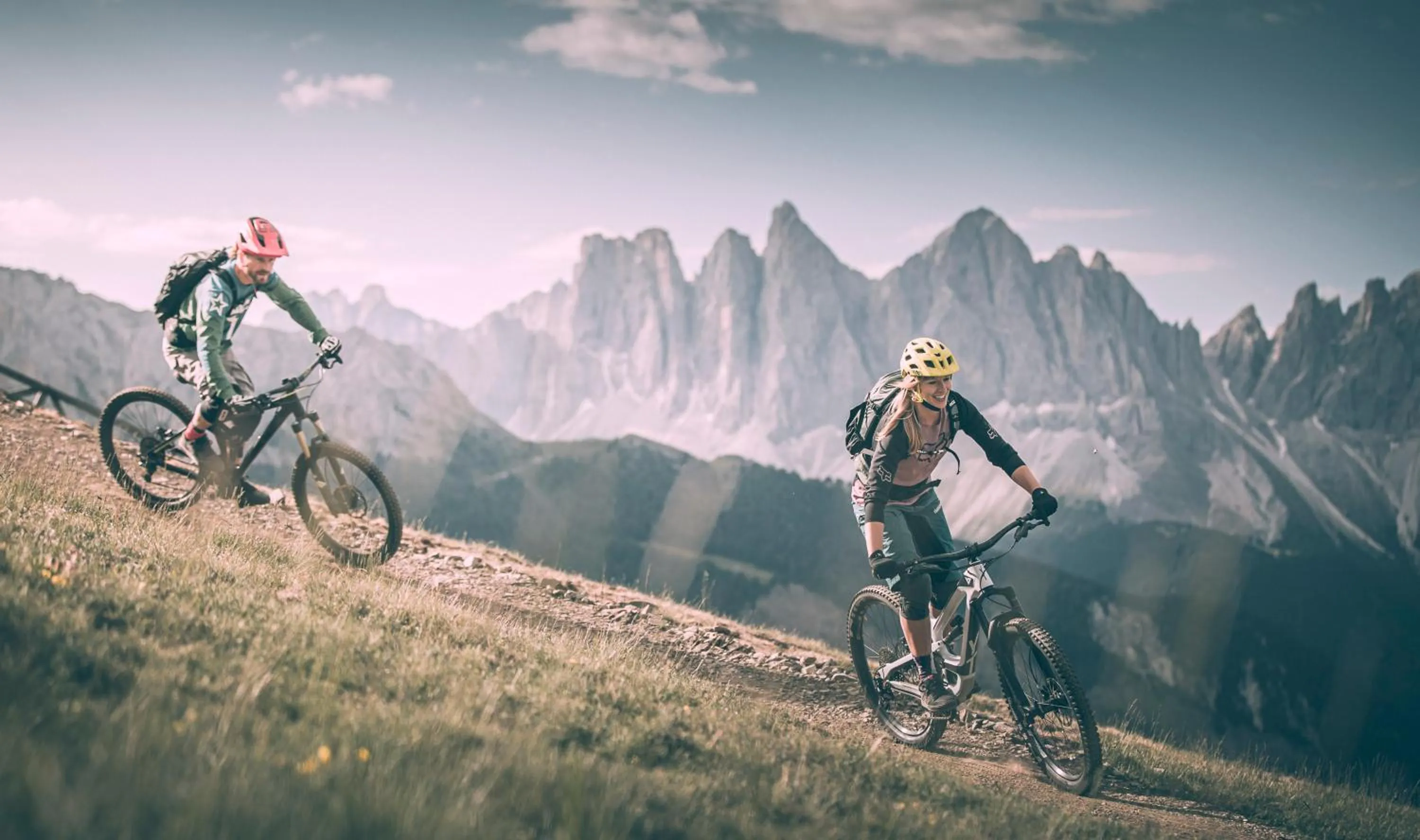 Cycling in KRONE eat drink stay