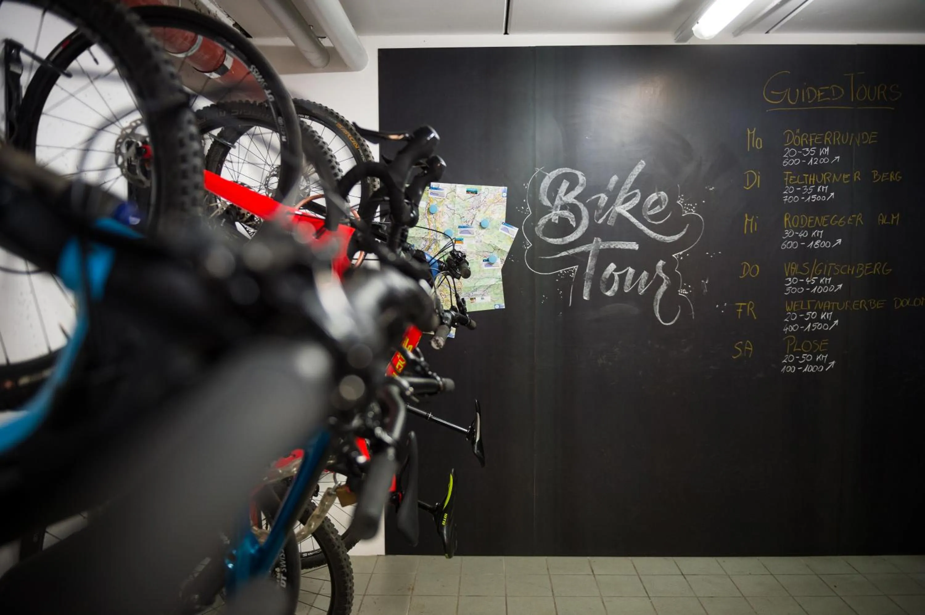 Activities in KRONE eat drink stay