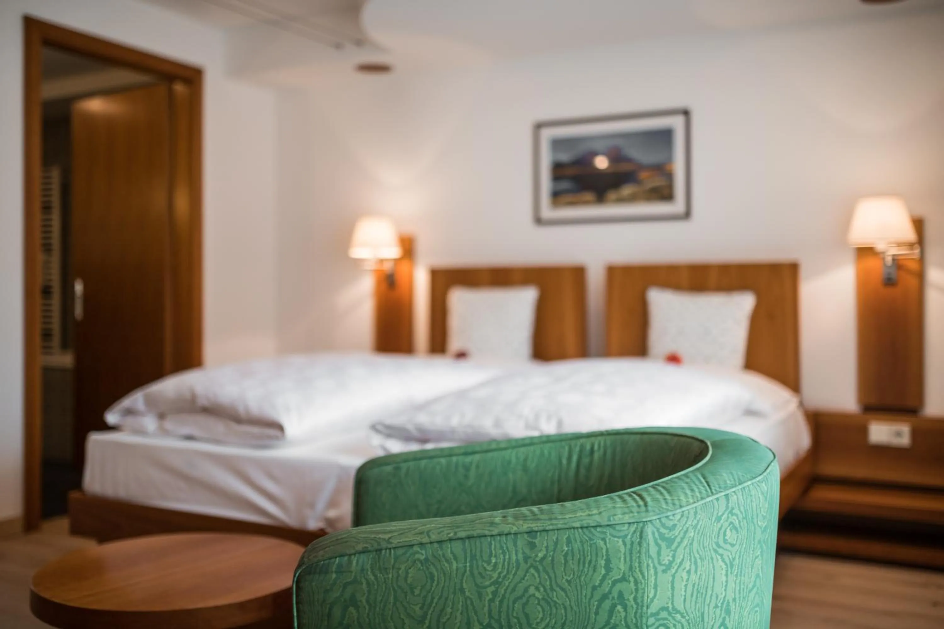 Bed in KRONE eat drink stay