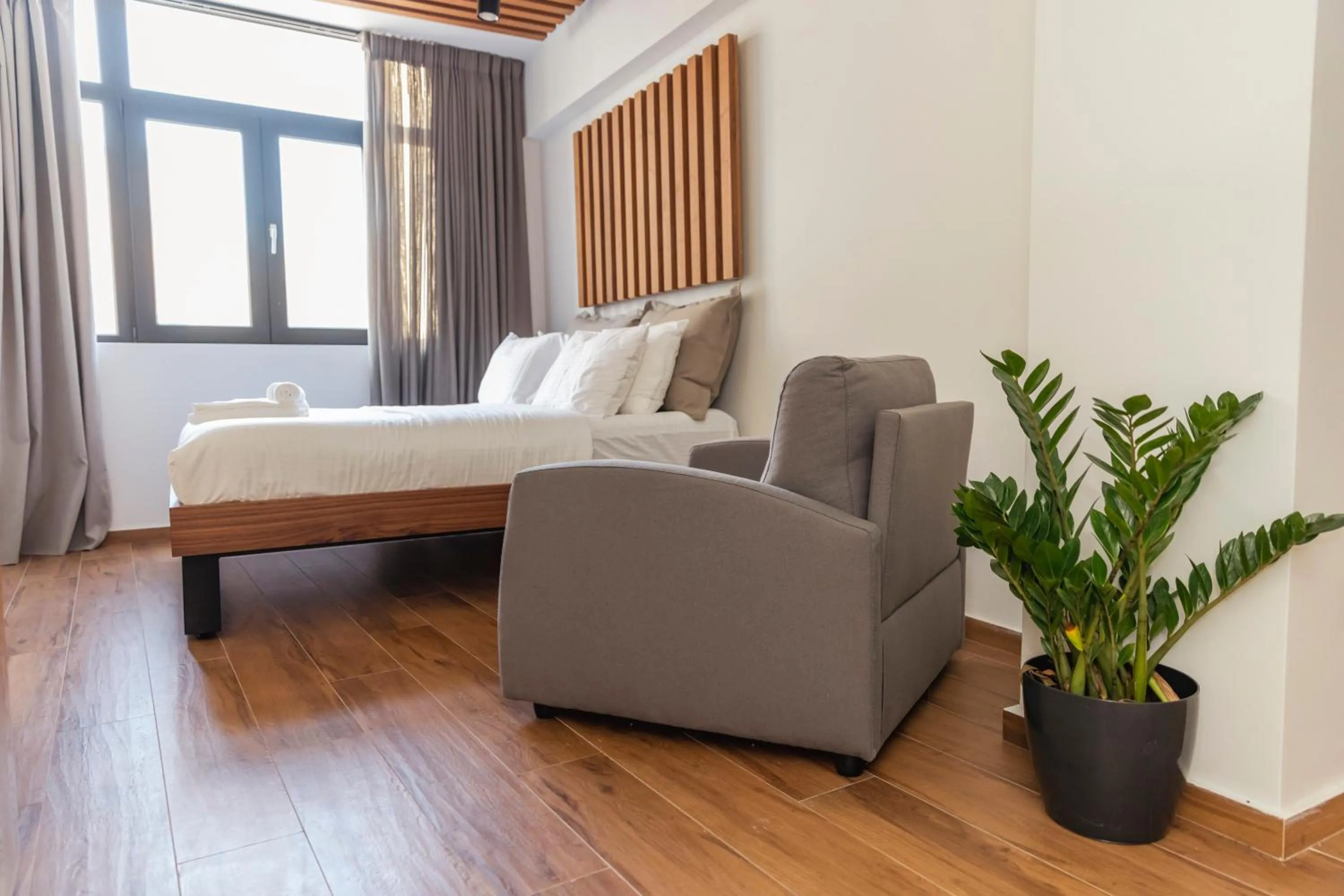 Centrally Elegant Suite by Acropolis