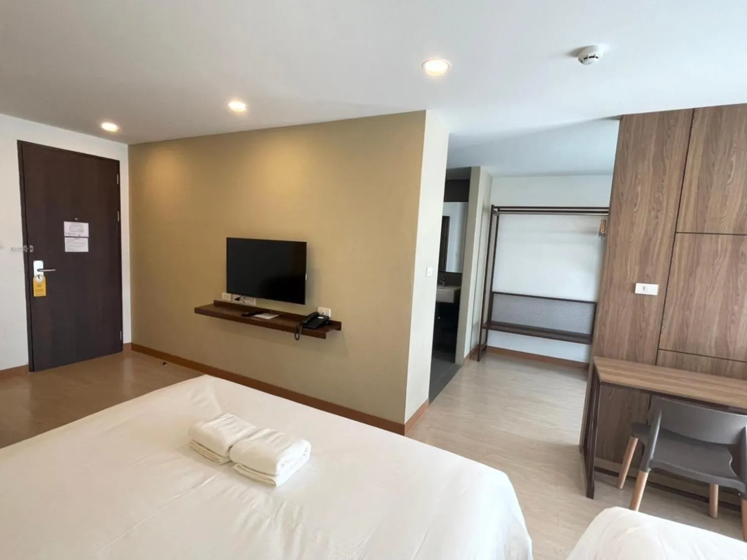 TV and multimedia, Bed in The Vita Plus Hotel