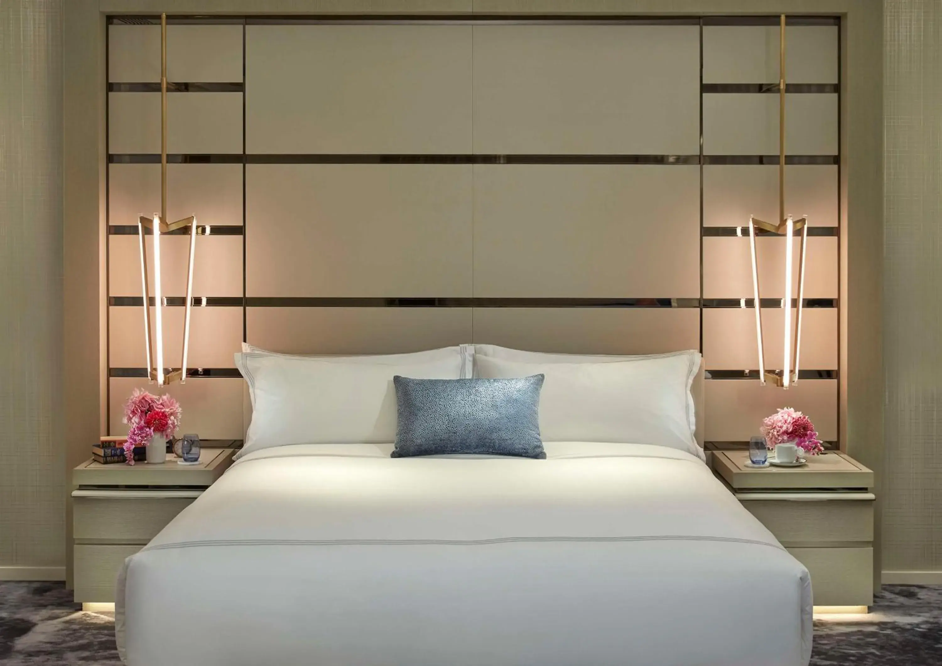 Photo of the whole room, Bed in Crown Towers Sydney Photo of the whole room, Bed in Crown Towers Sydney