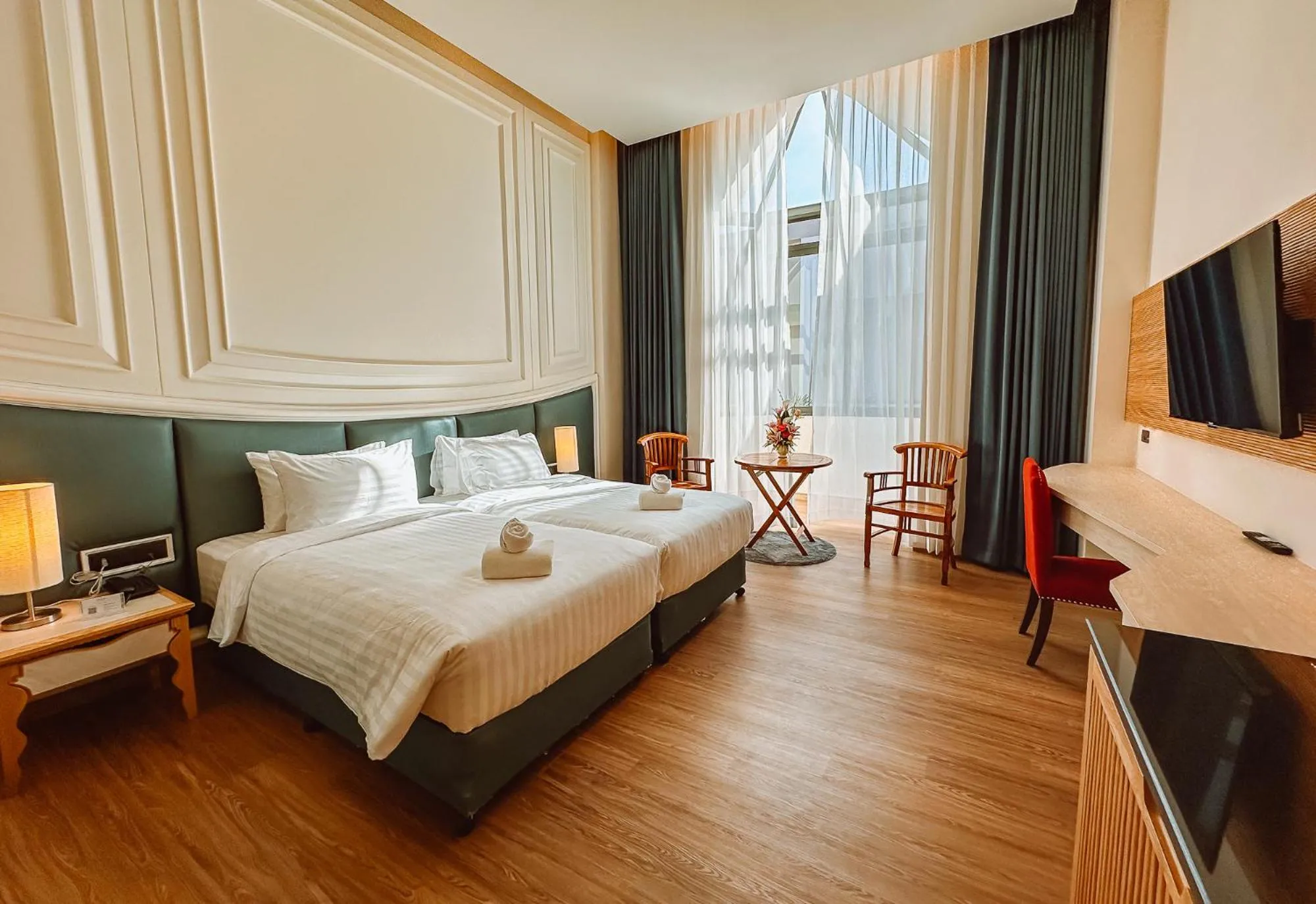 Photo of the whole room, Bed in Grand Lord Hotel & Residence - Pattaya