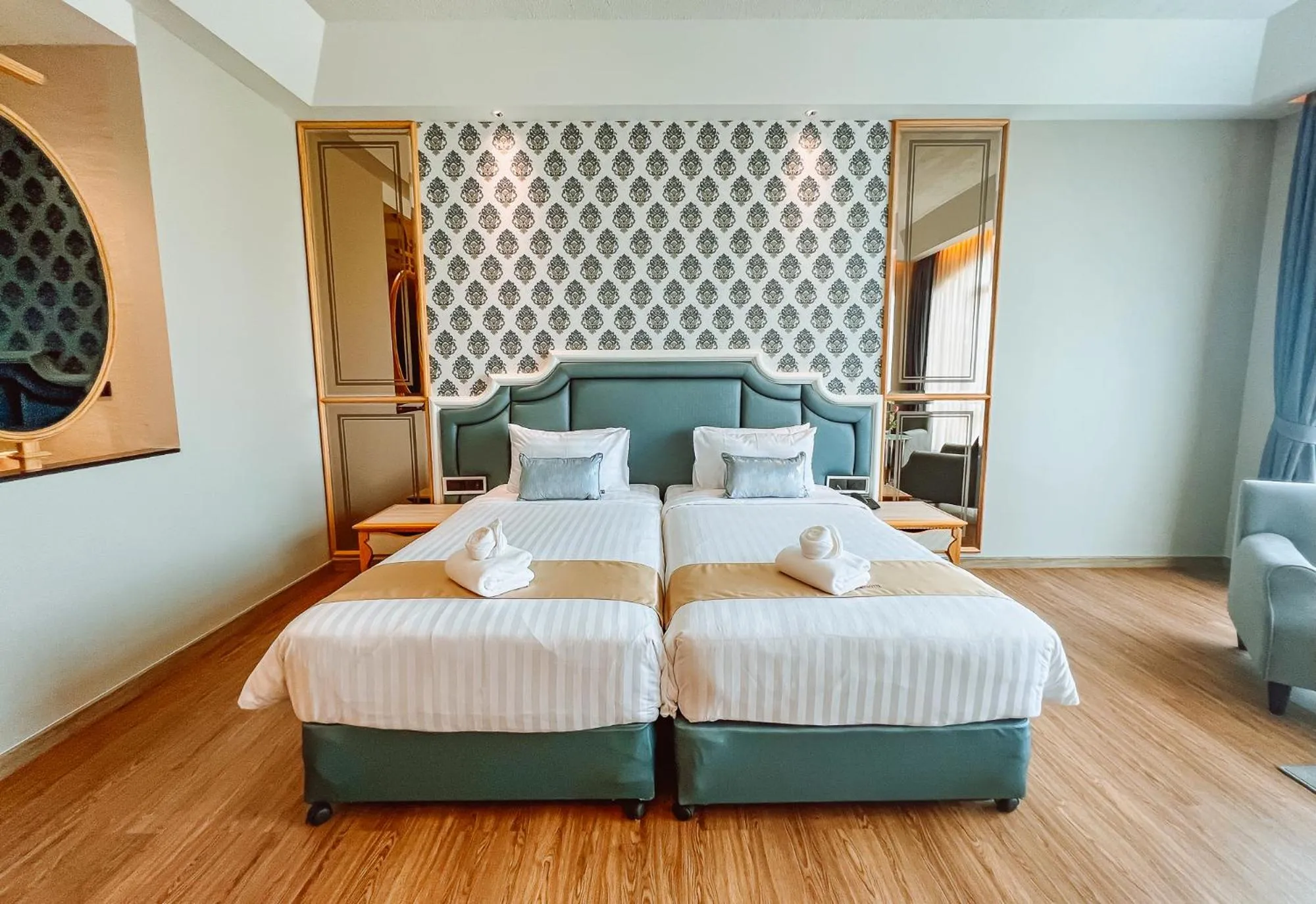 Bedroom, Bed in Grand Lord Hotel & Residence - Pattaya