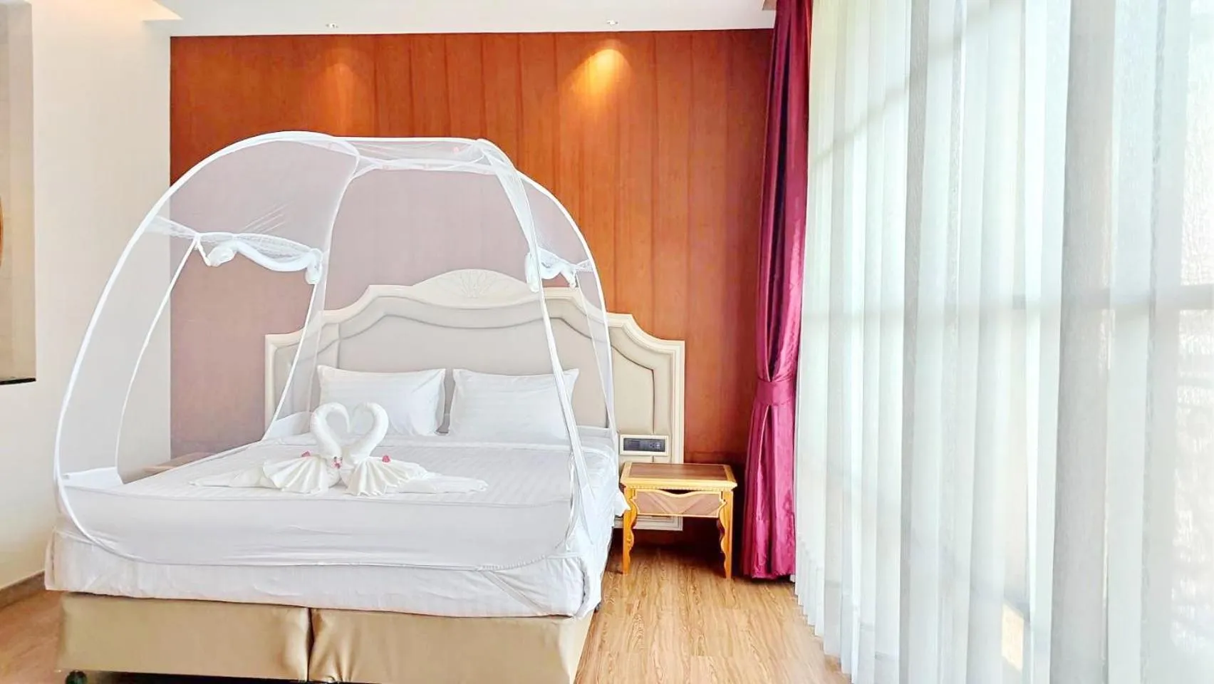 Bed in Grand Lord Hotel & Residence - Pattaya