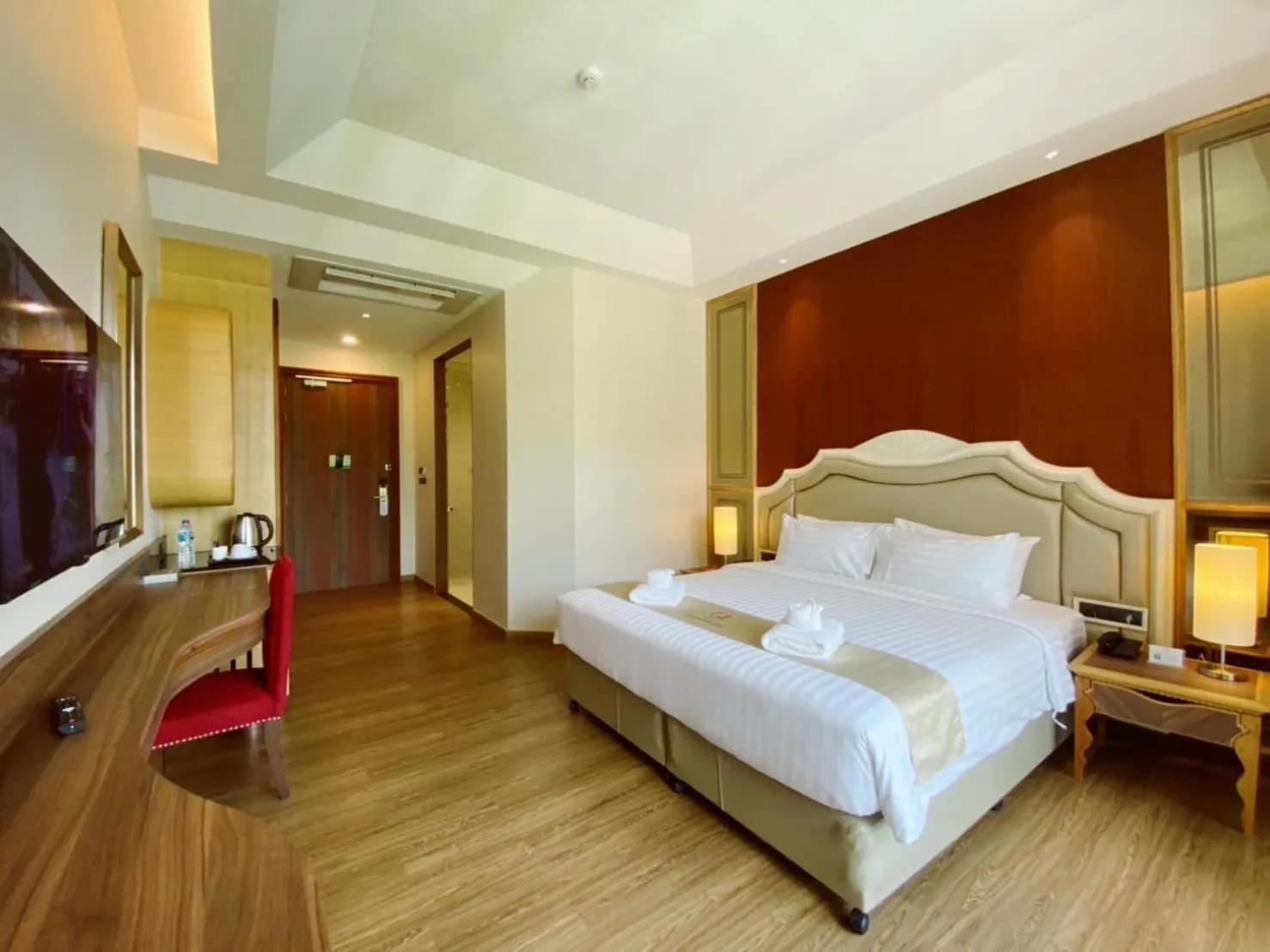 Photo of the whole room, Bed in Grand Lord Hotel & Residence - Pattaya