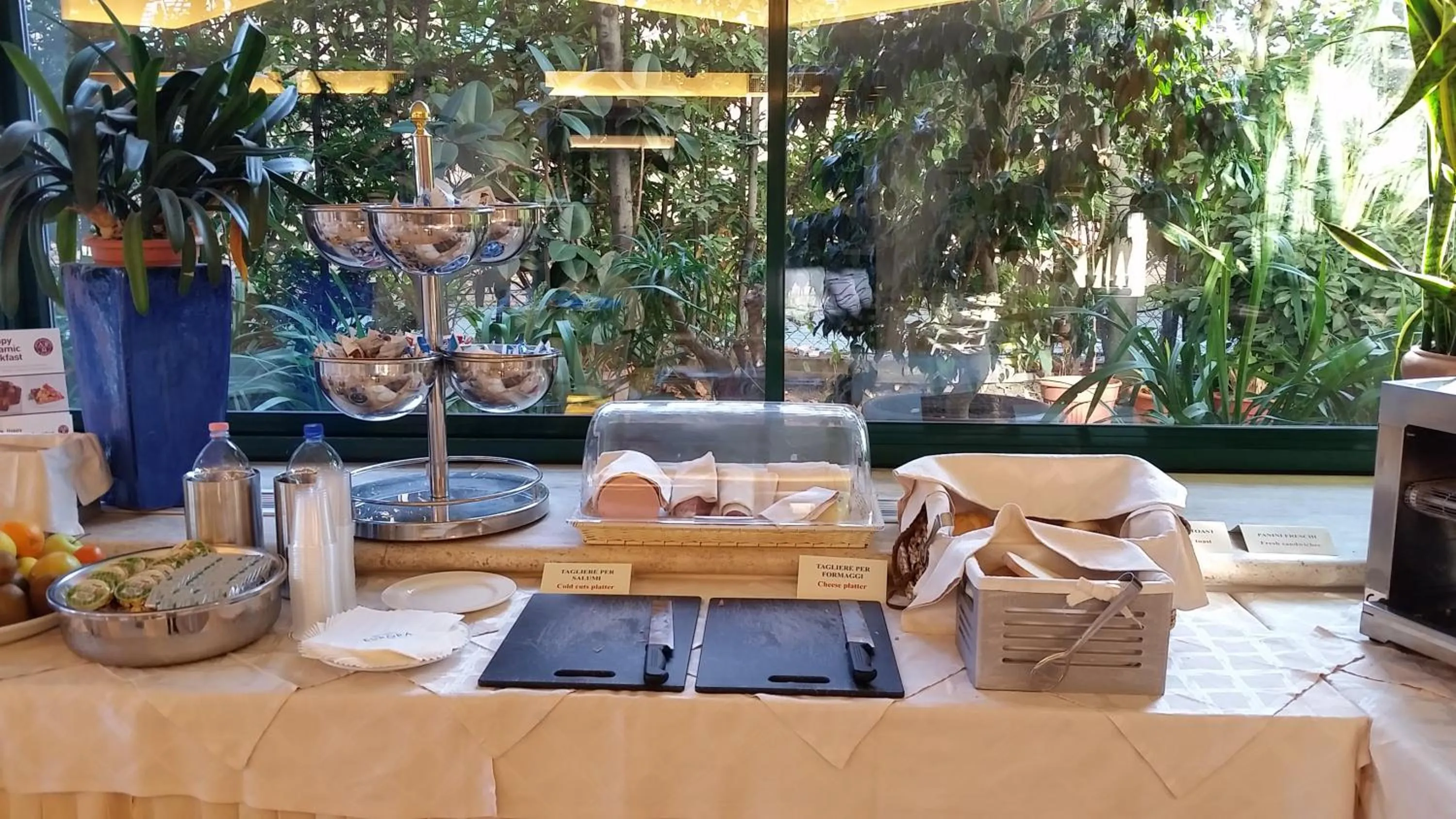 Continental breakfast in Hotel Europa Beach Village