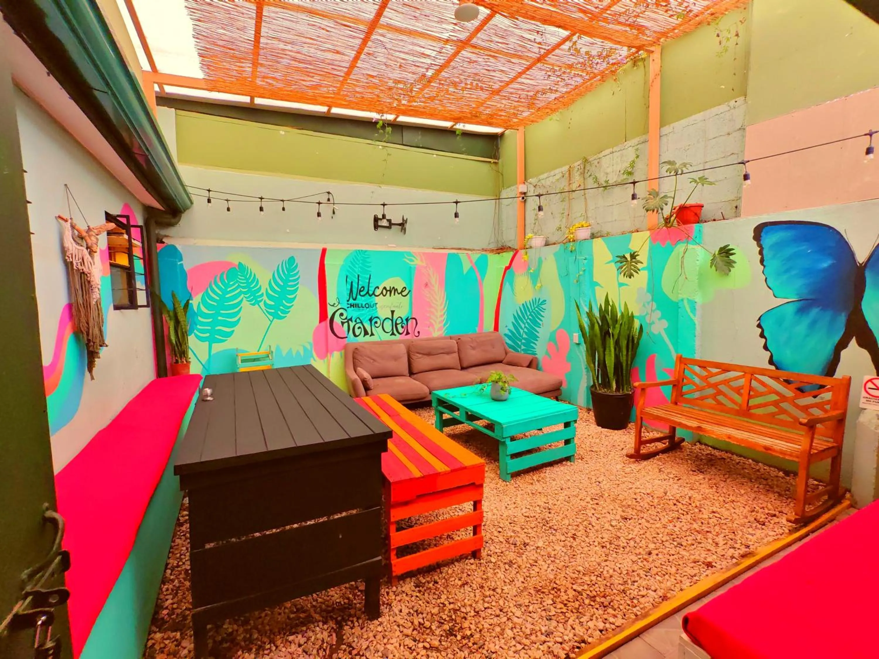 Property building in Chillout Hostel Barrio Escalante
