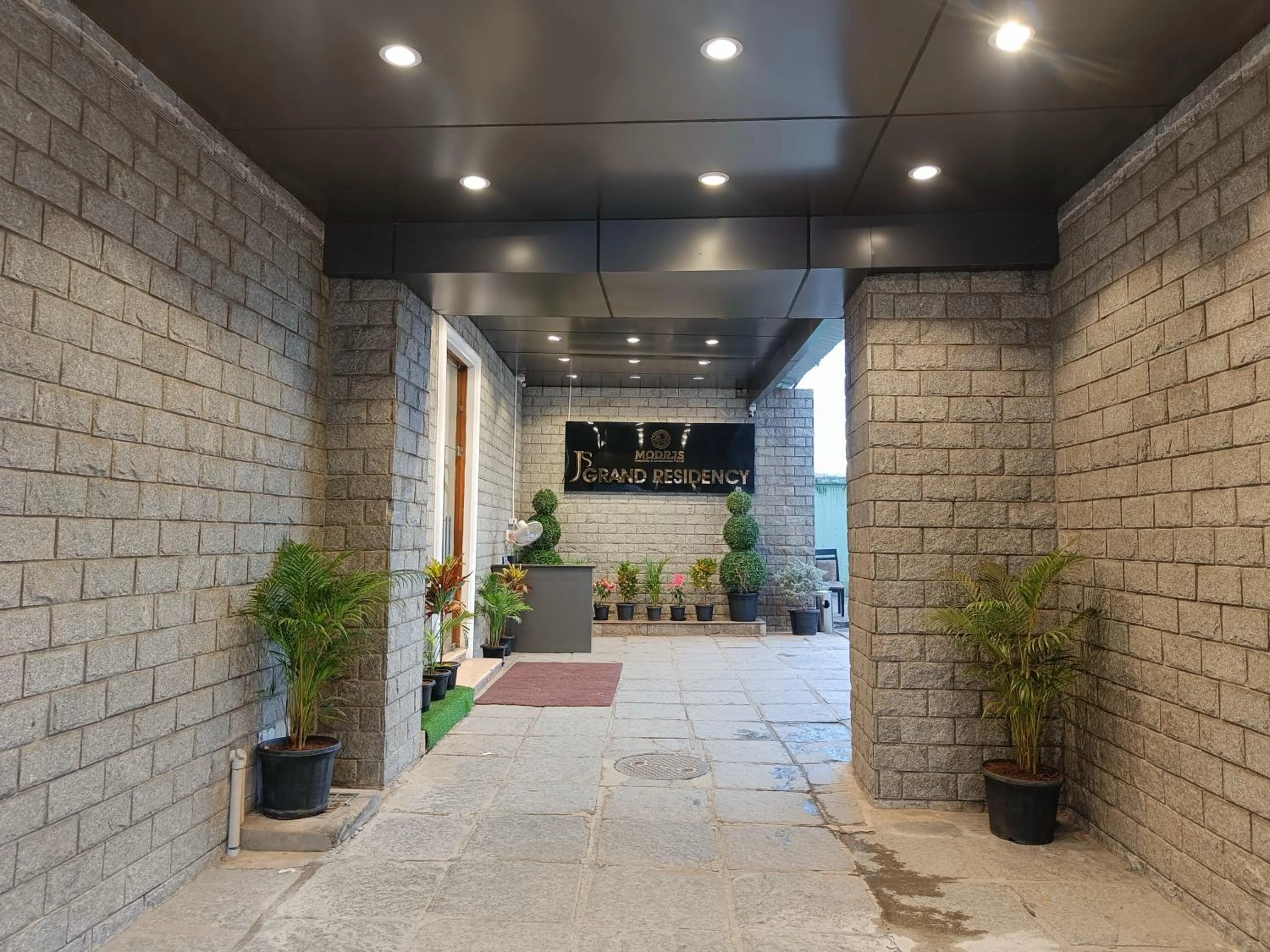 Property building in JS Grand Residency - Formerly as Emarald