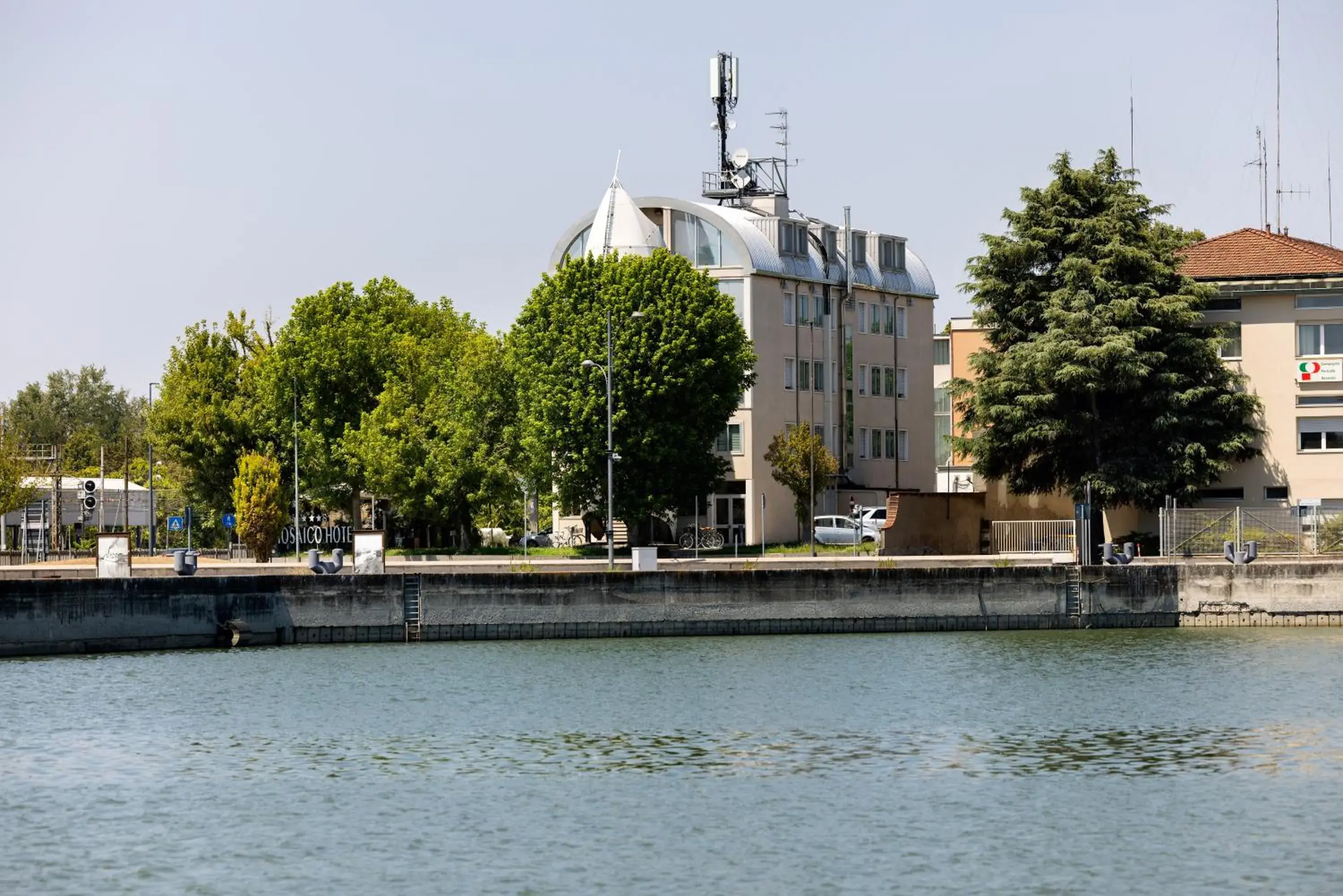 Property building in Hotel Mosaico Property building in Hotel Mosaico