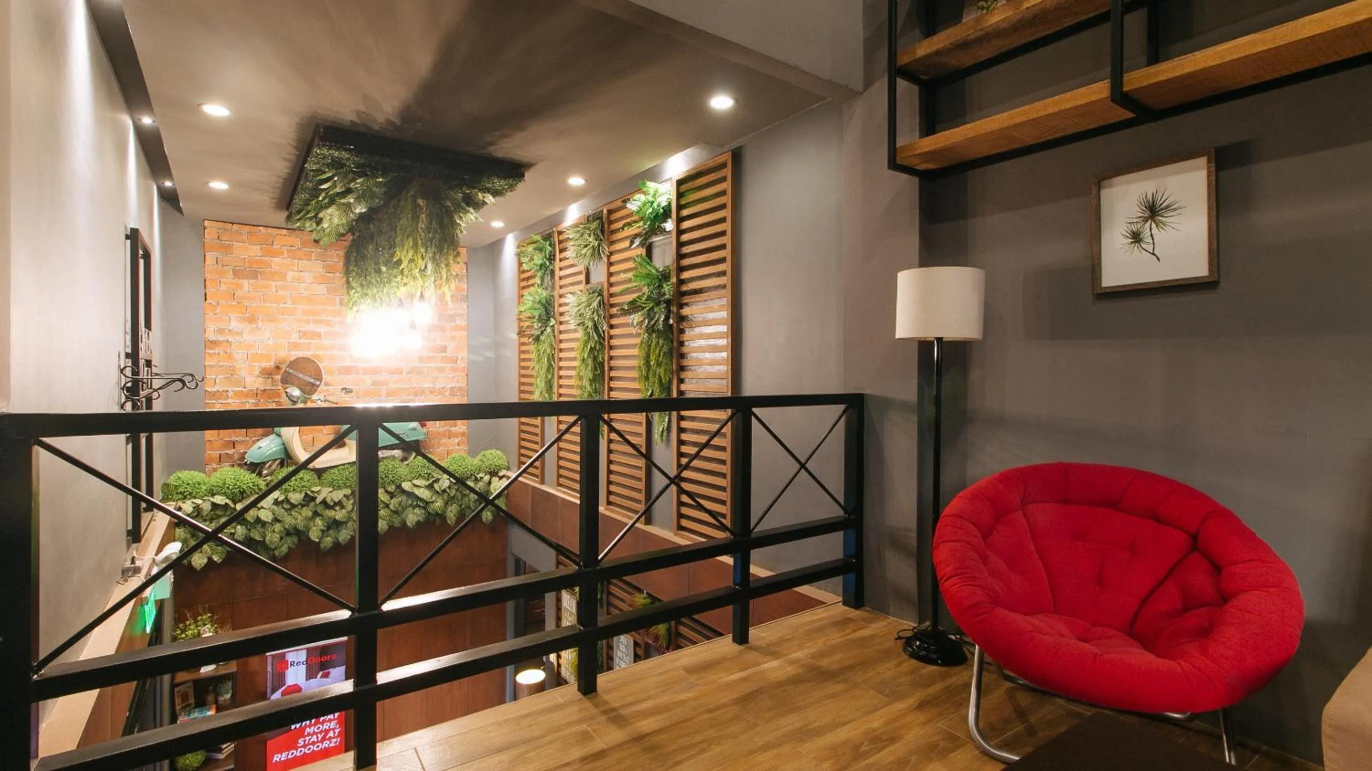 Lobby or reception in RedDoorz @ Gardenview Hotel GTower Angeles