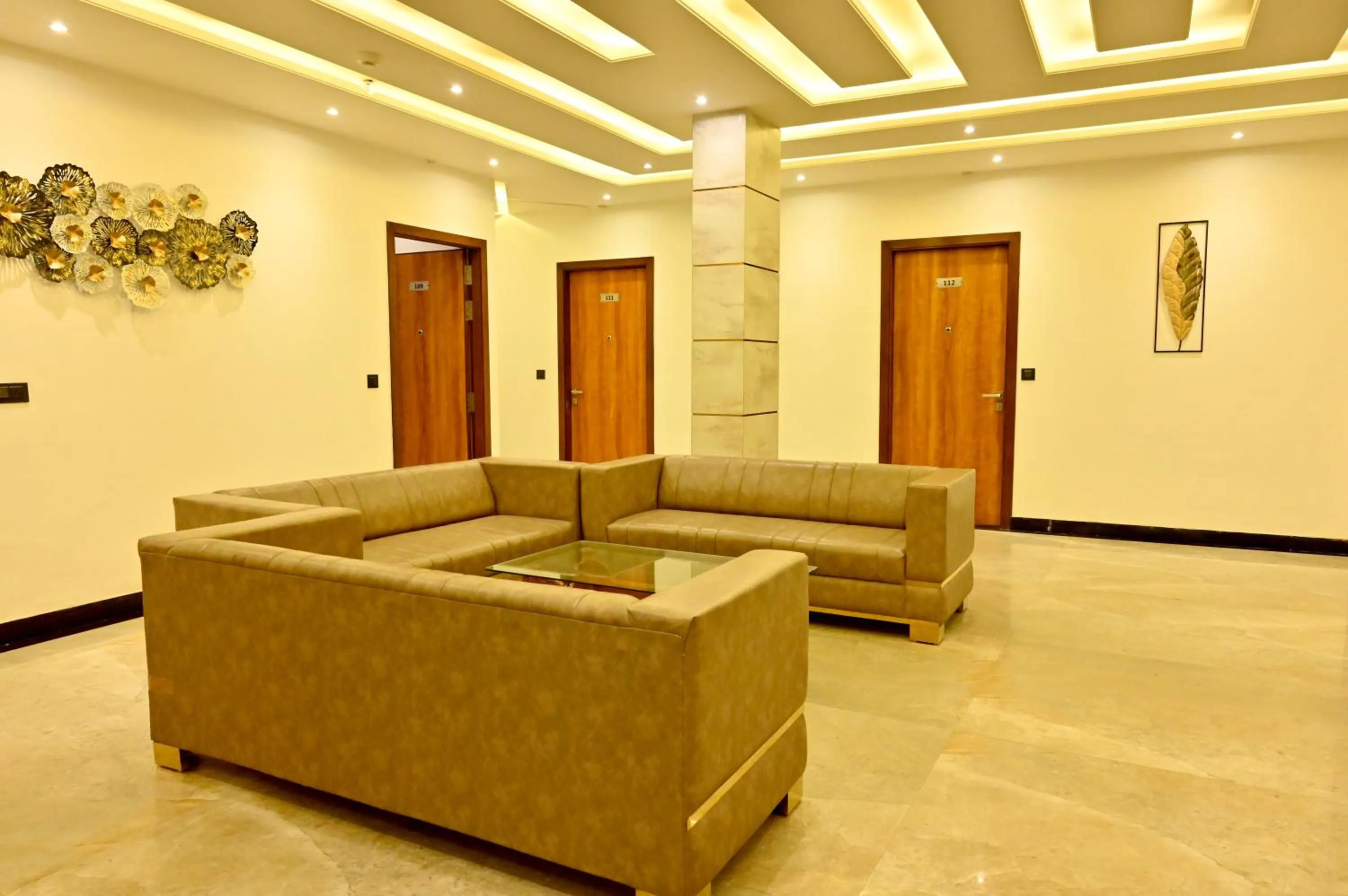 Lobby or reception in Hotel Elite - 5 Mins From Golden Temple