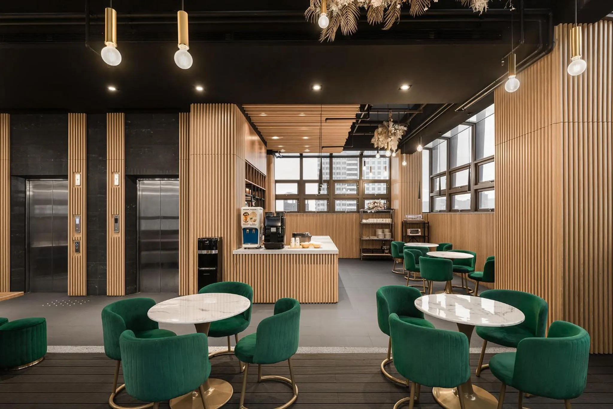 Restaurant/places to eat in HOTEL LEISURE Kaohsiung