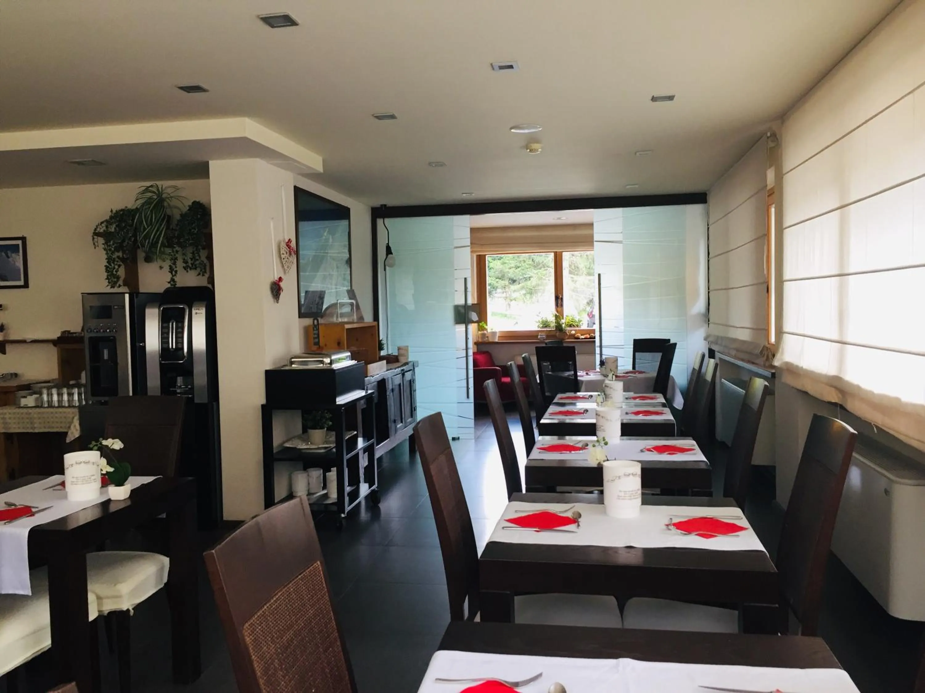 Restaurant/places to eat in Hotel Nordend