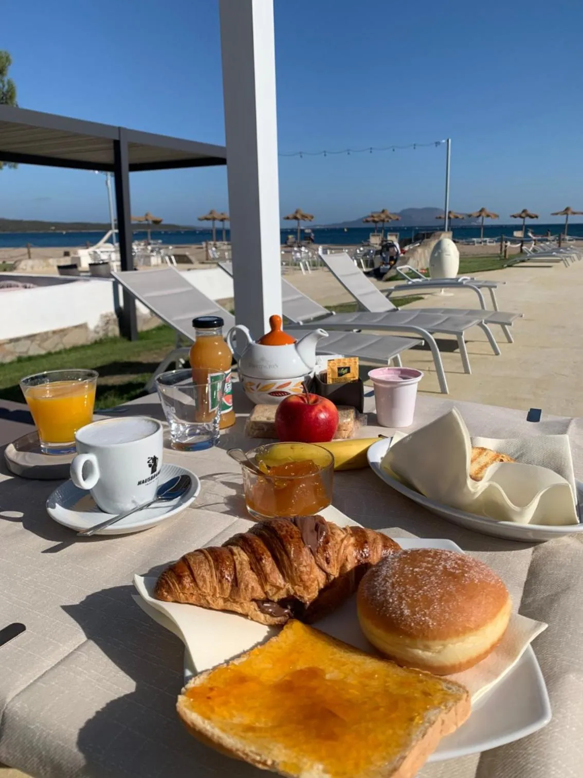 Food and drinks in Baia del Sole Resort