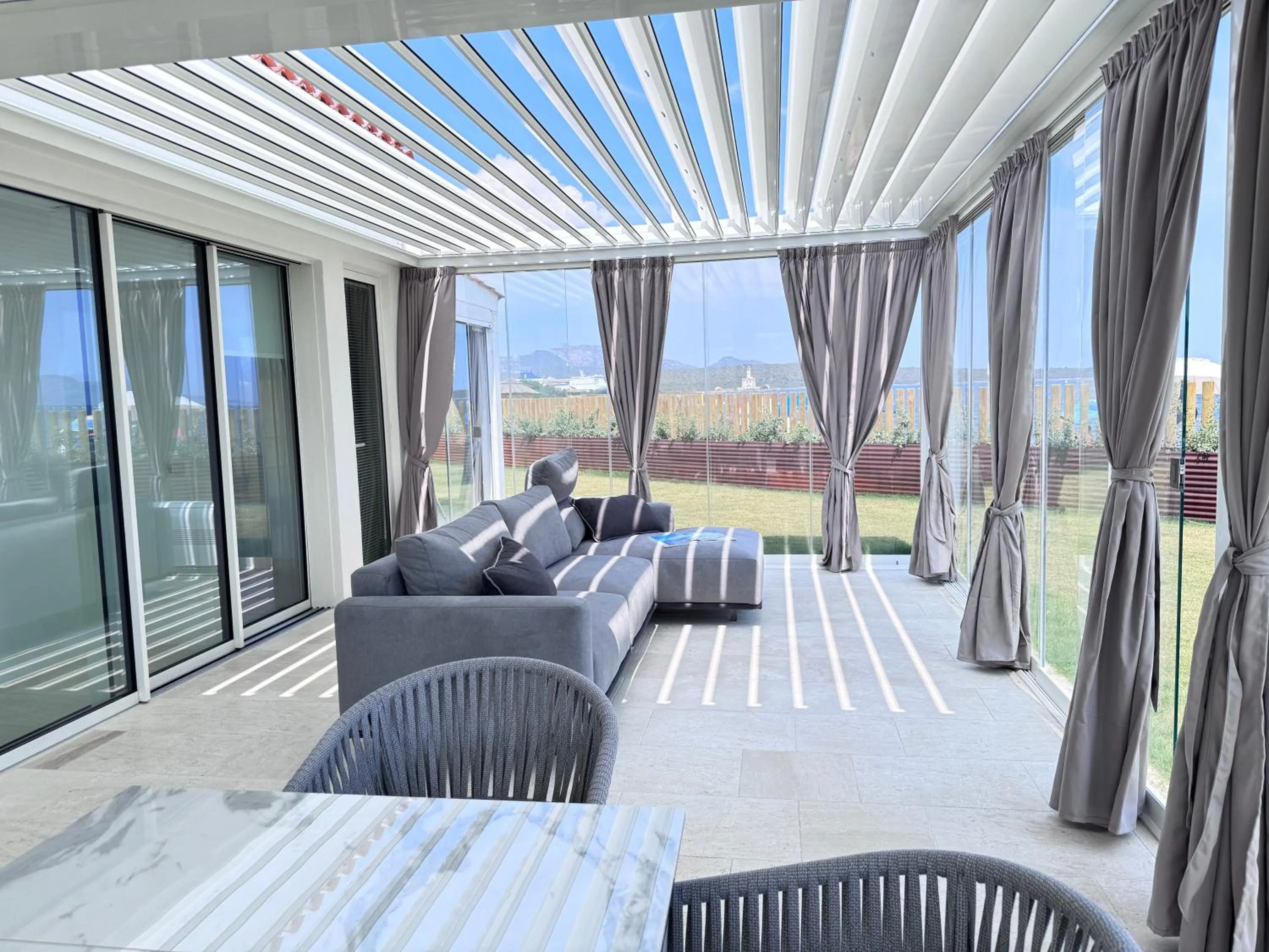 Balcony/Terrace, Bed in Baia del Sole Resort