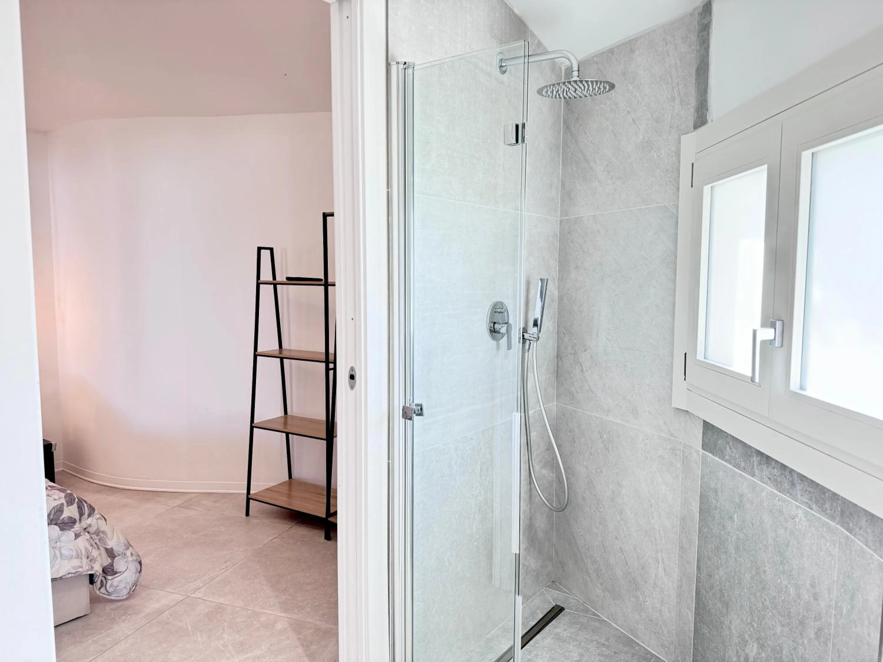 Shower in Baia del Sole Resort