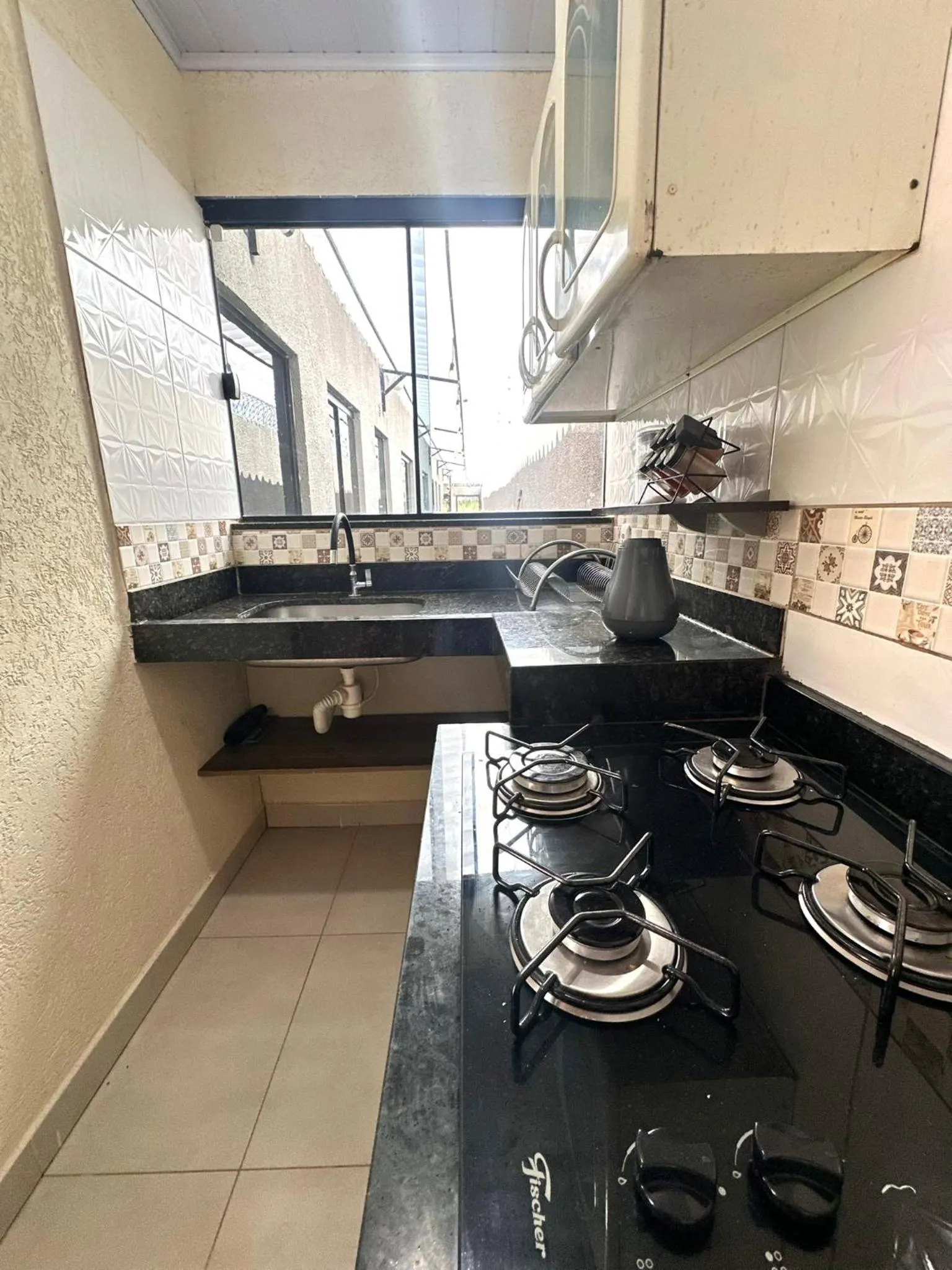 Kitchen or kitchenette in Residencial Davisis - Parada do Jalapão