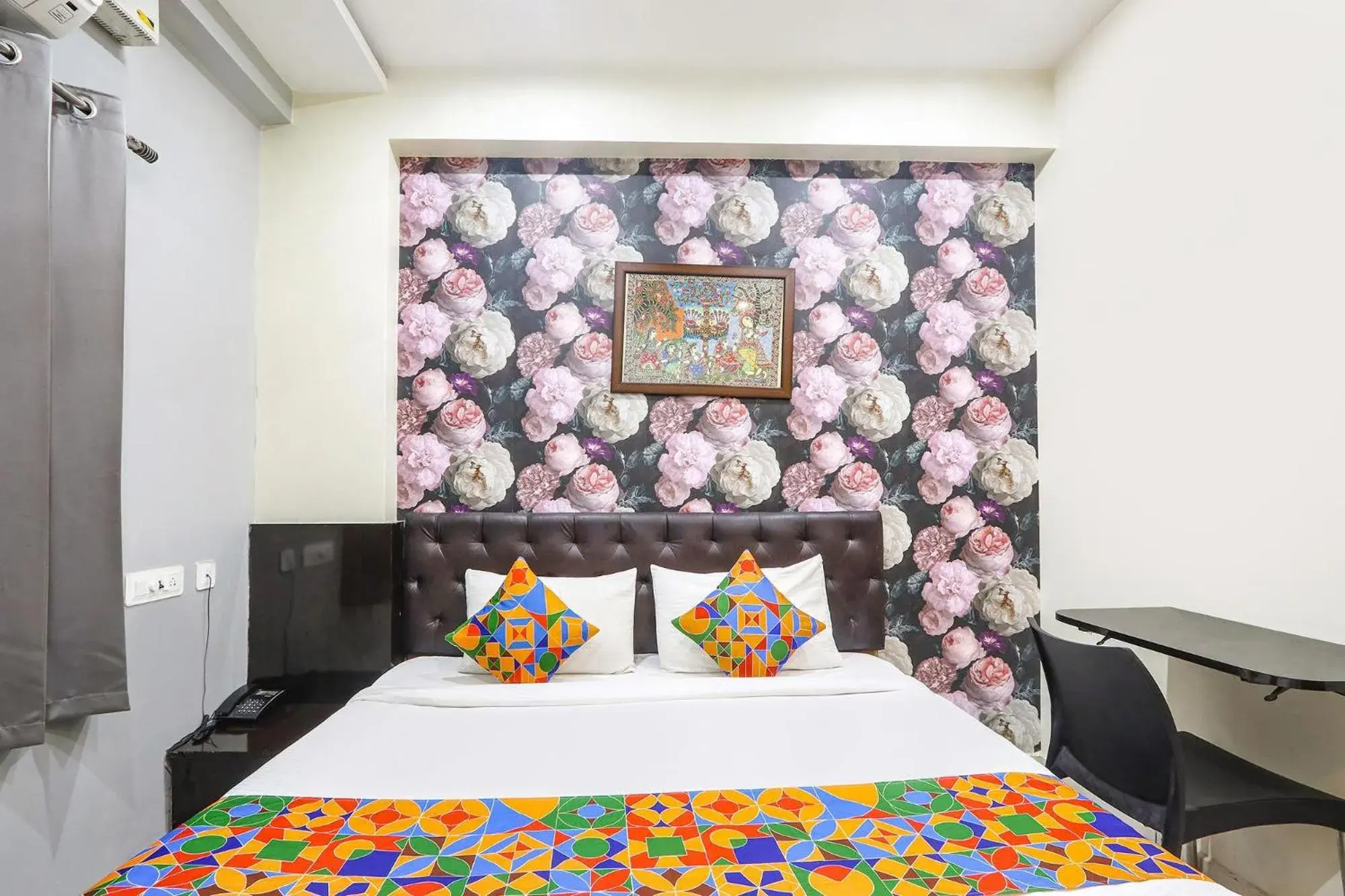 Deluxe Room - single occupancy in FabHotel Galaxy Suites Deluxe Room - single occupancy in FabHotel Galaxy Suites