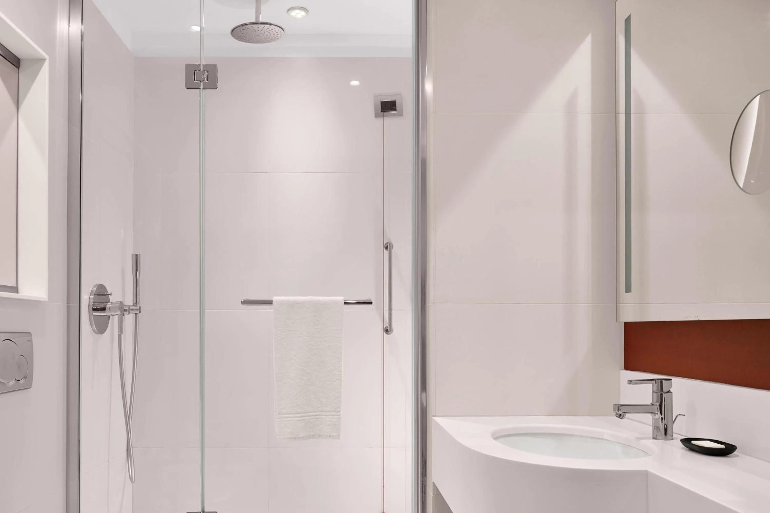 Bathroom in Le Meridien Visconti Rome