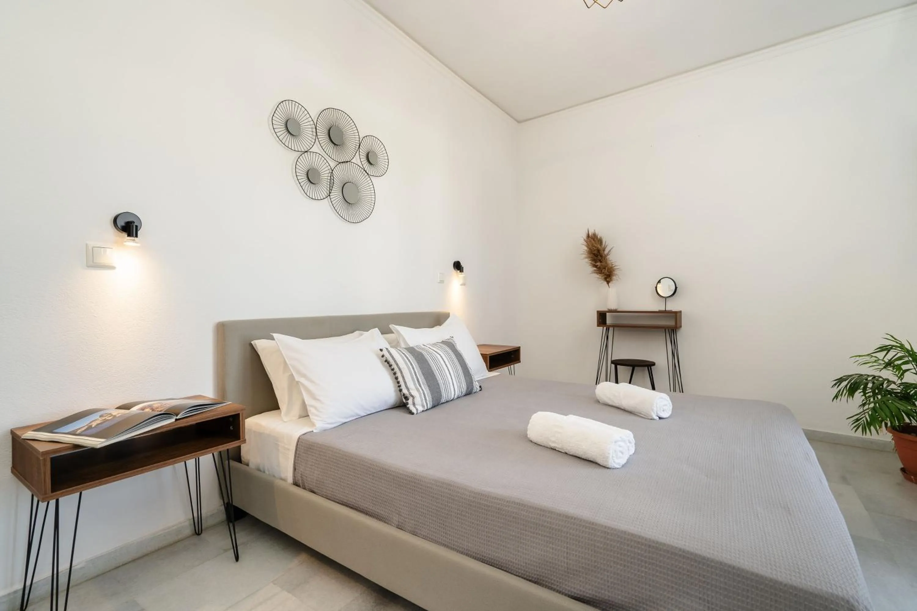 Flerianos Studios Naxos