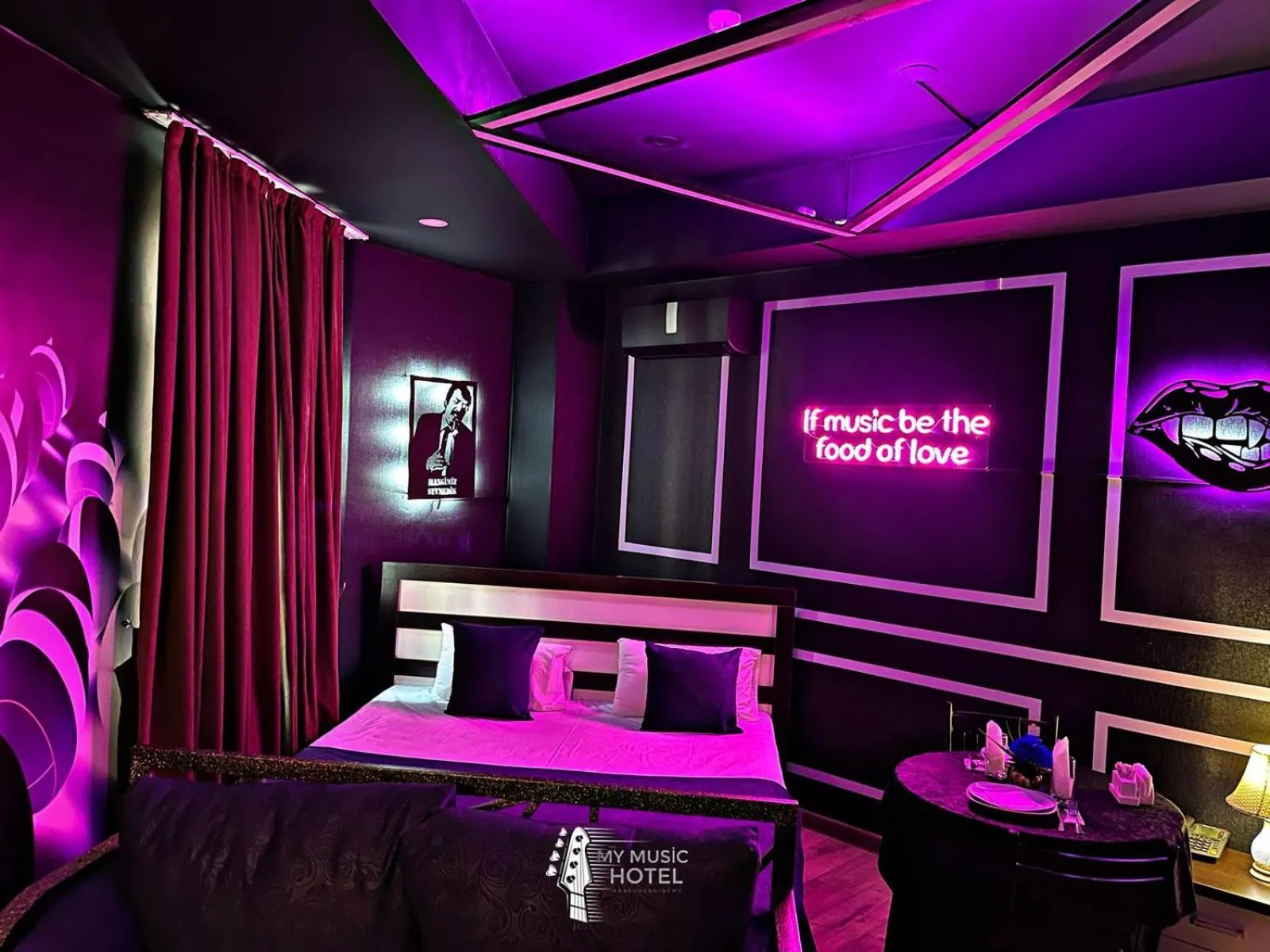 Logo/Certificate/Sign in My Music Hotel Baku