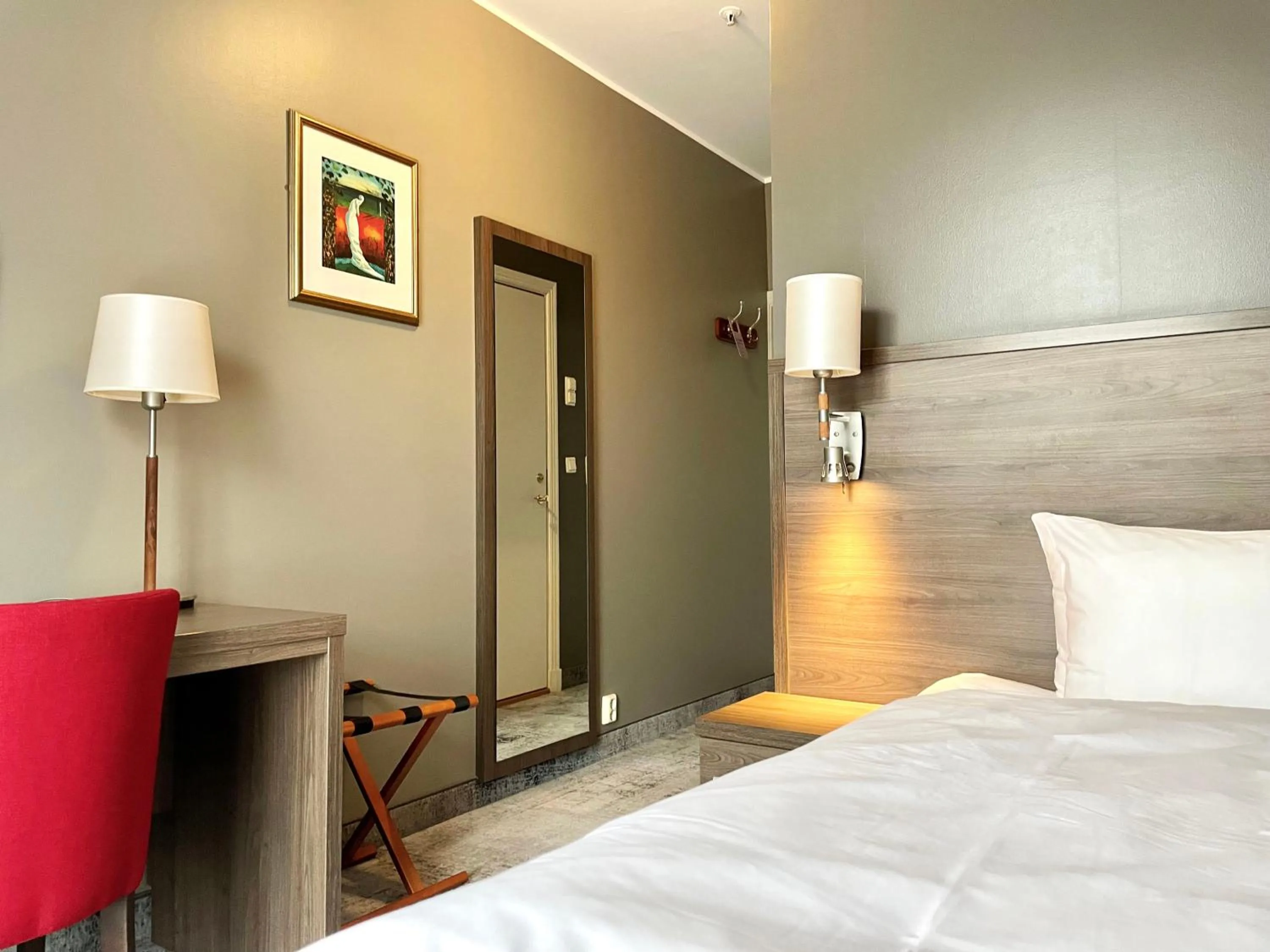 Bed in Karl Johans gate 35