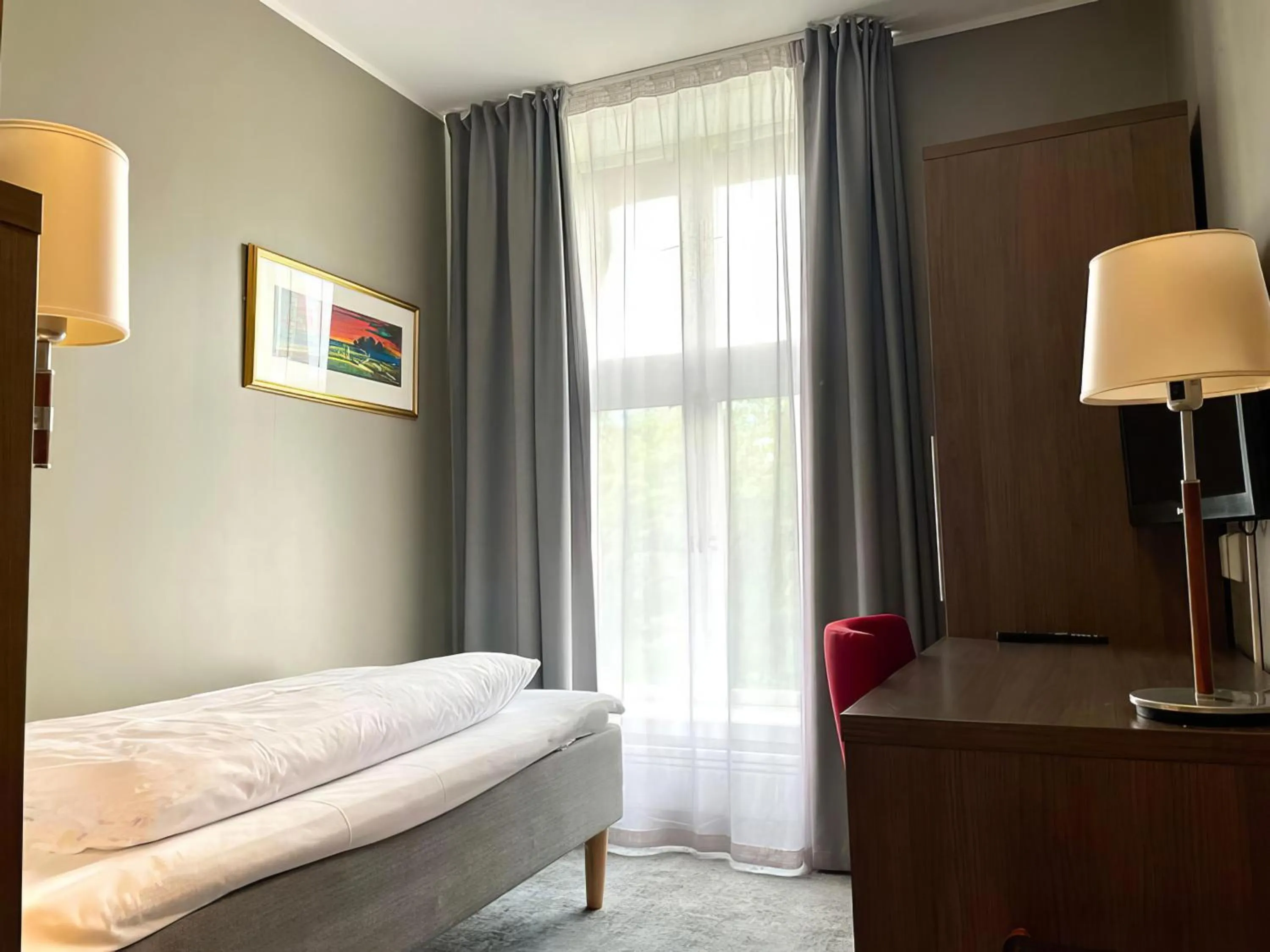 Bed in Karl Johans gate 35