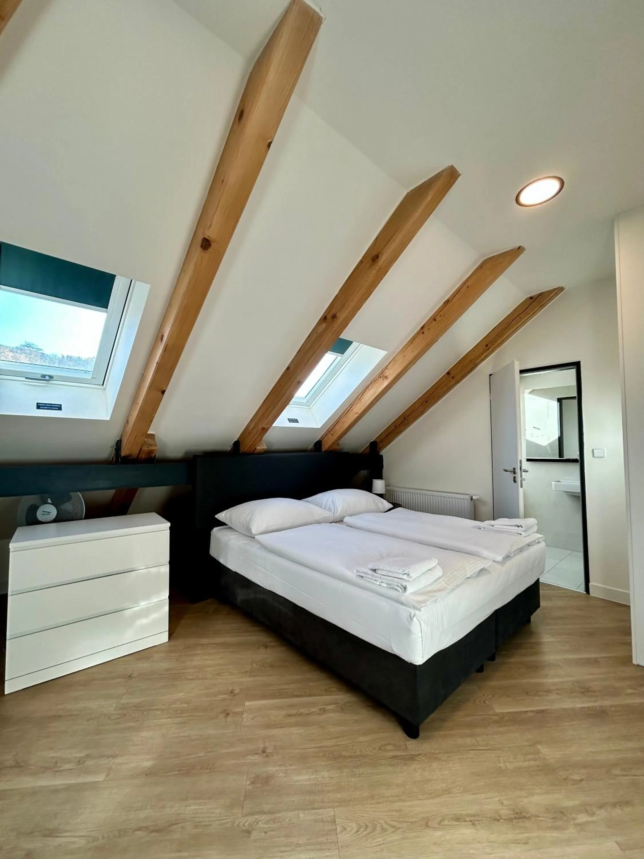 Bed in Figaro Suites