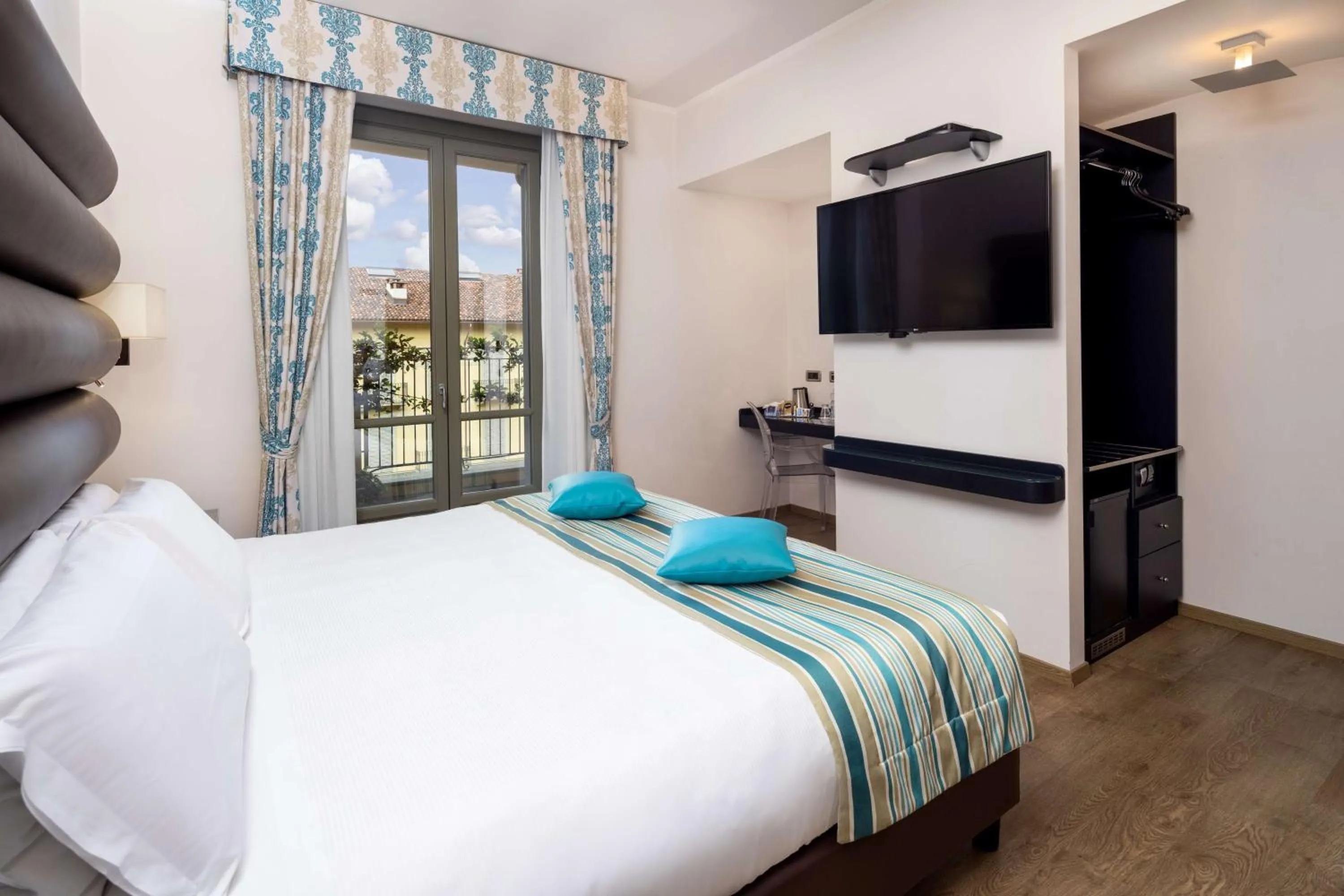 Bedroom, Bed in Best Western Plus Hotel Genova