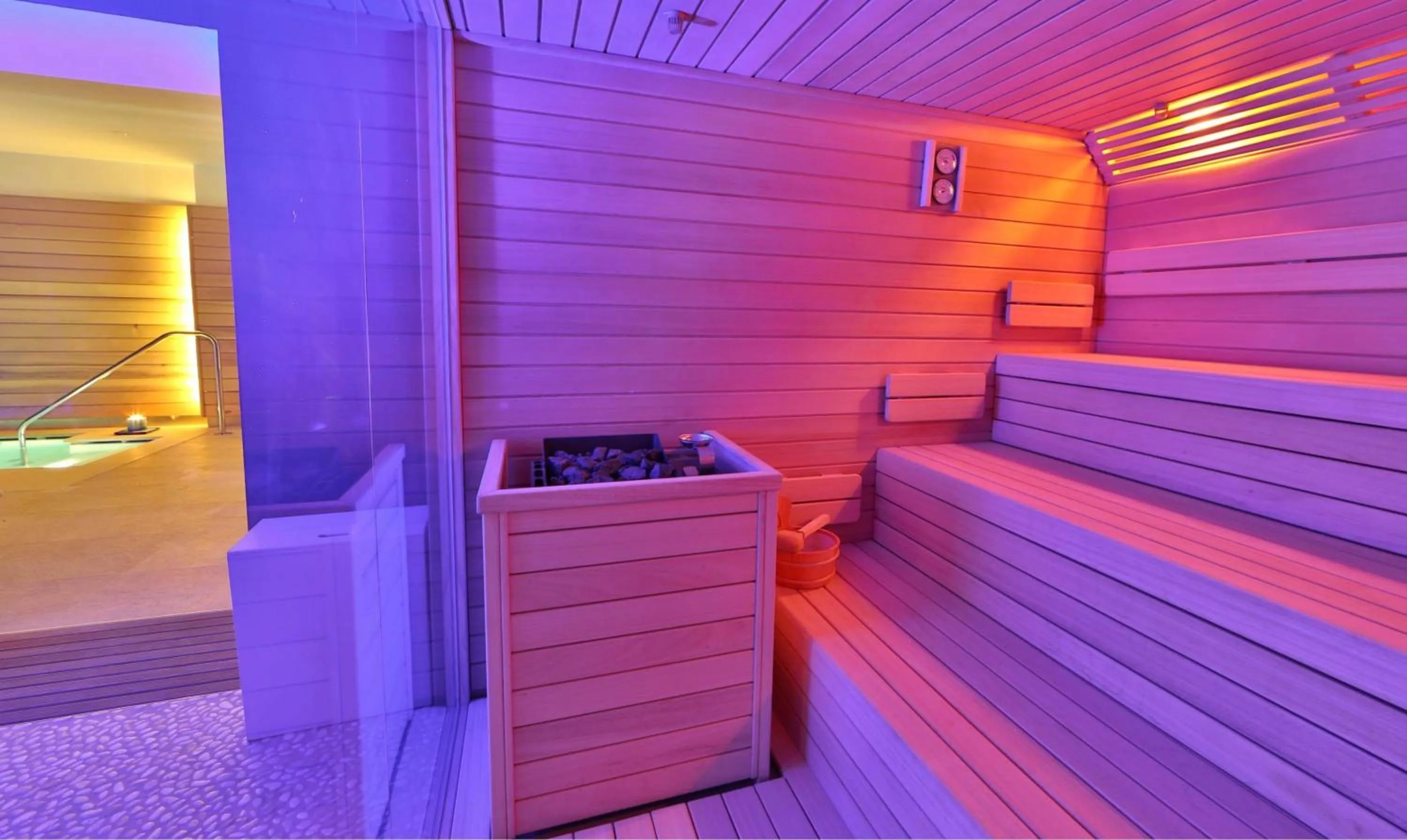 People in Best Western Plus Hotel Genova