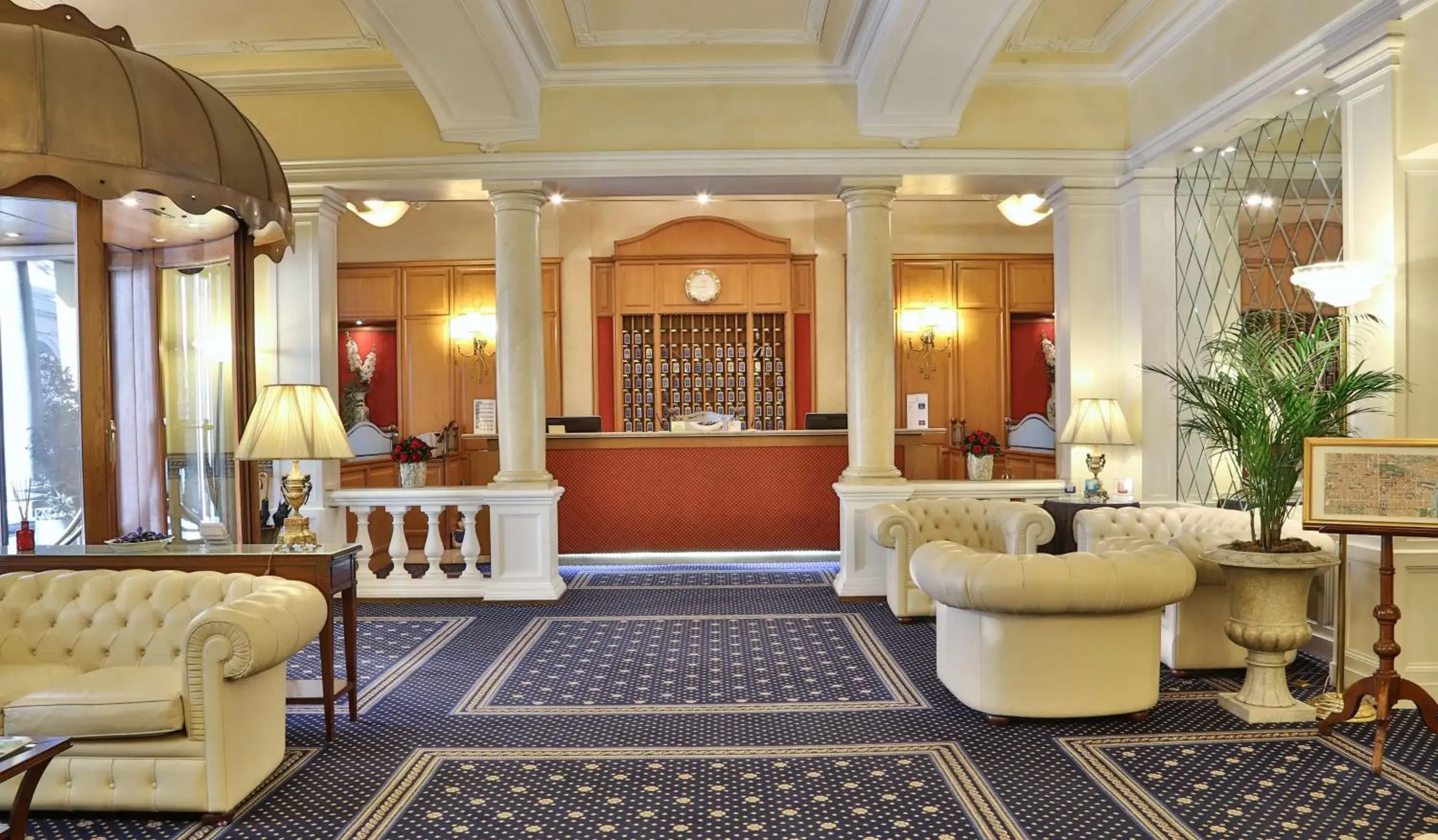 Lobby or reception in Best Western Plus Hotel Genova Lobby or reception in Best Western Plus Hotel Genova