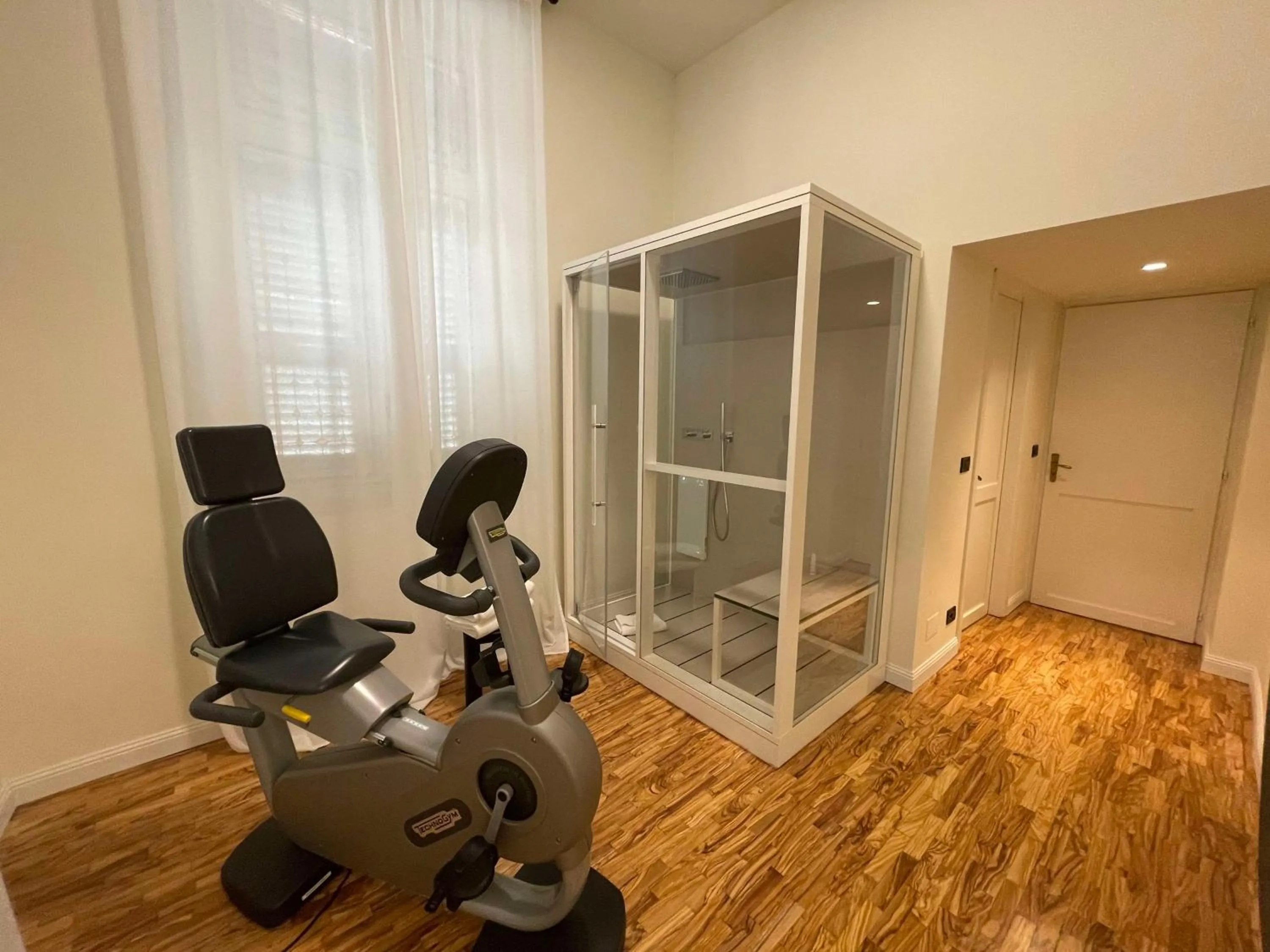 Bedroom in Best Western Plus Hotel Genova