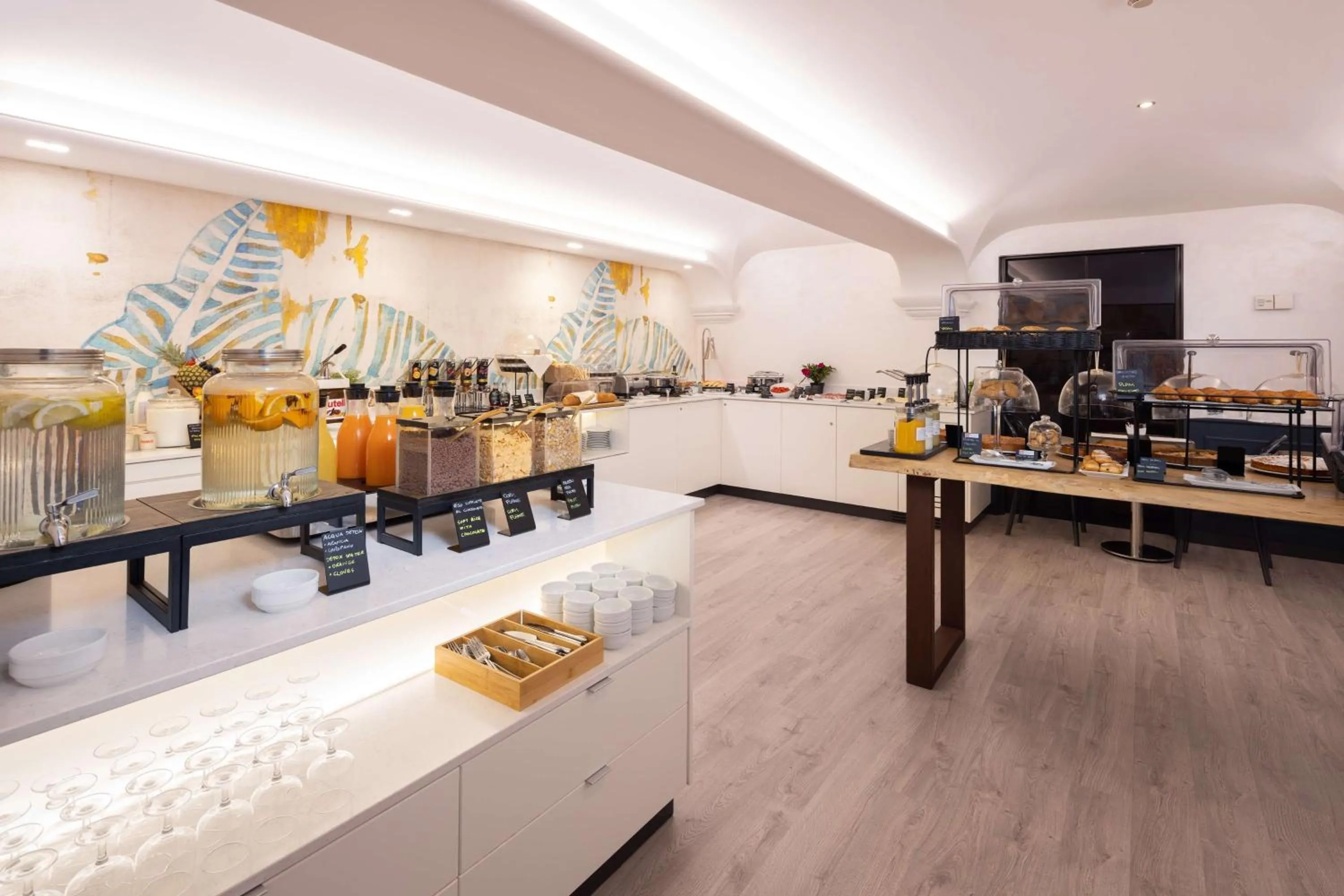 Breakfast in Best Western Plus Hotel Genova