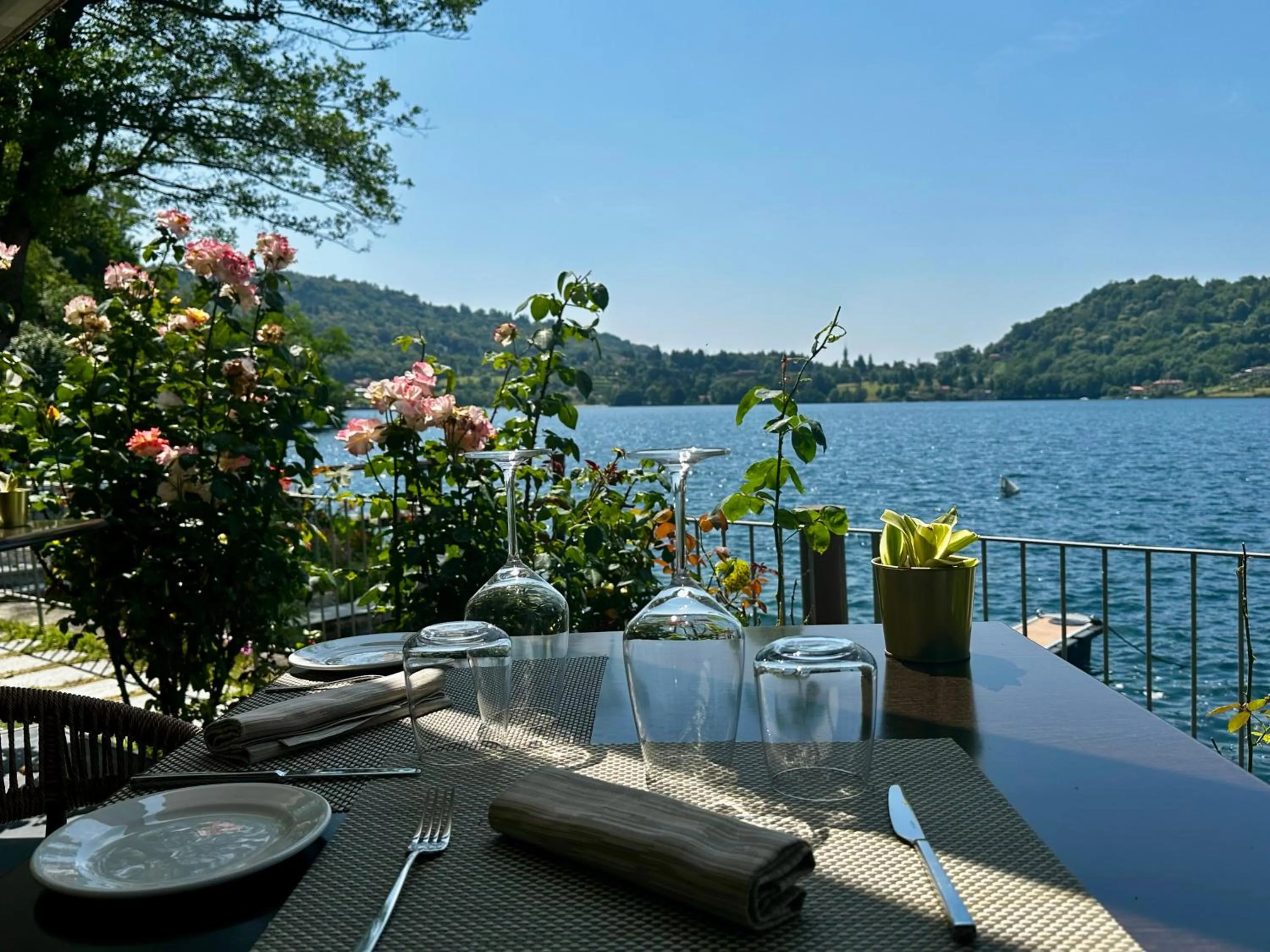 Restaurant/places to eat in Hotel L'Approdo