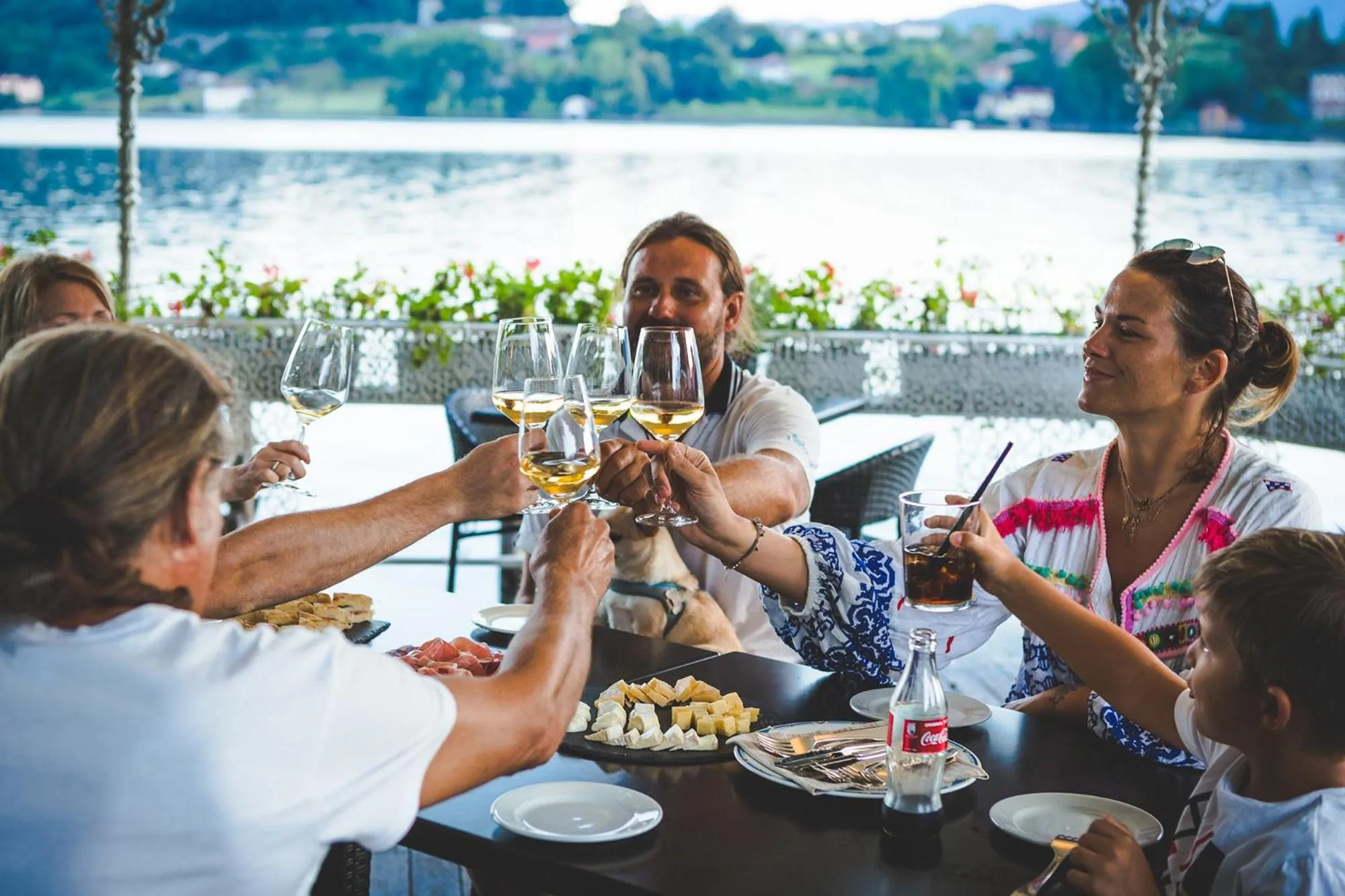 Restaurant/places to eat in Hotel L'Approdo