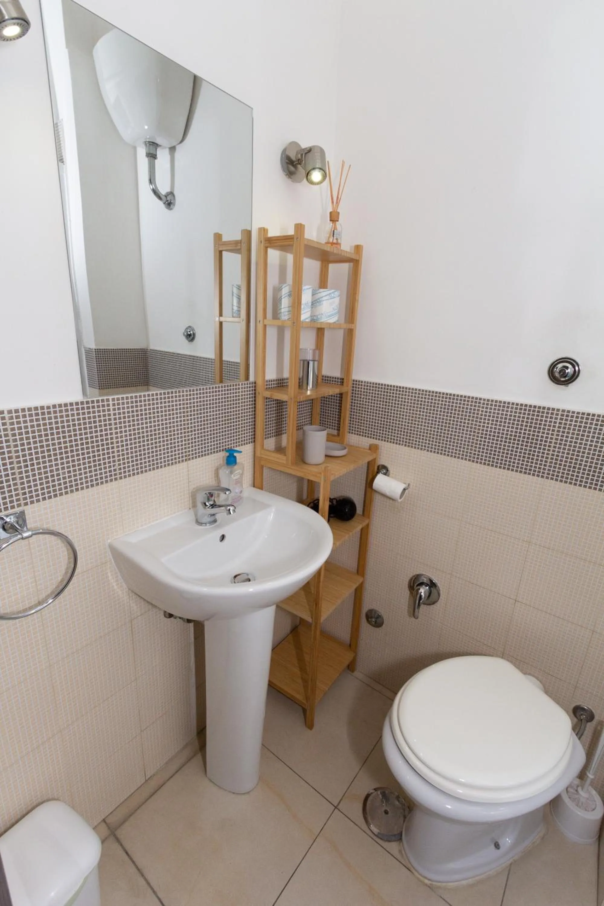 Bathroom in Aurelio Deluxe Rooms