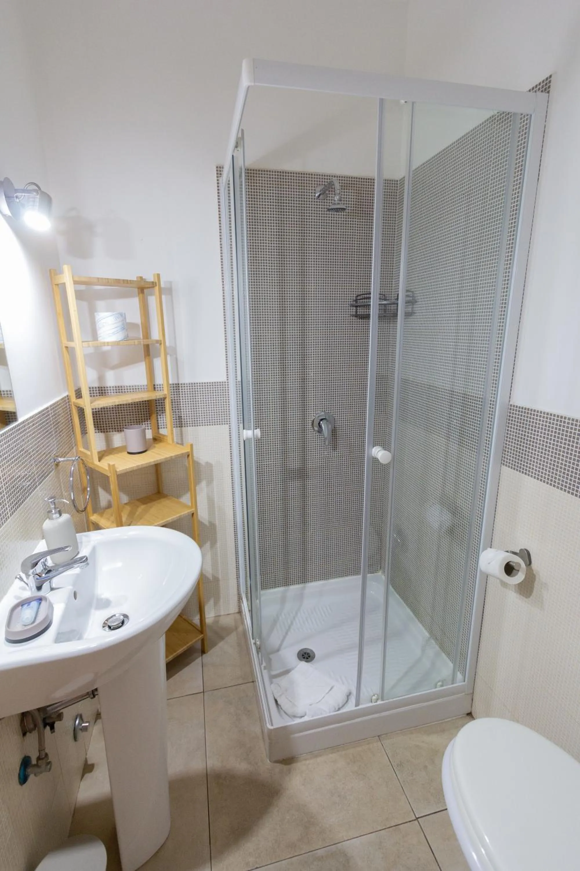 Bathroom in Aurelio Deluxe Rooms