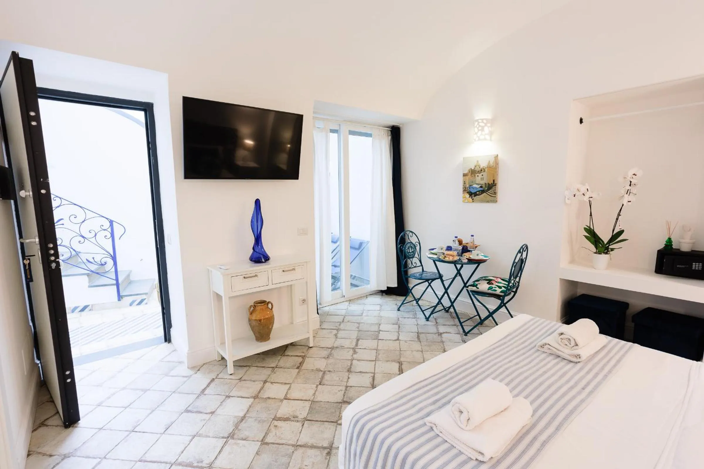 Bed in MAISON SAINT MICHAEL