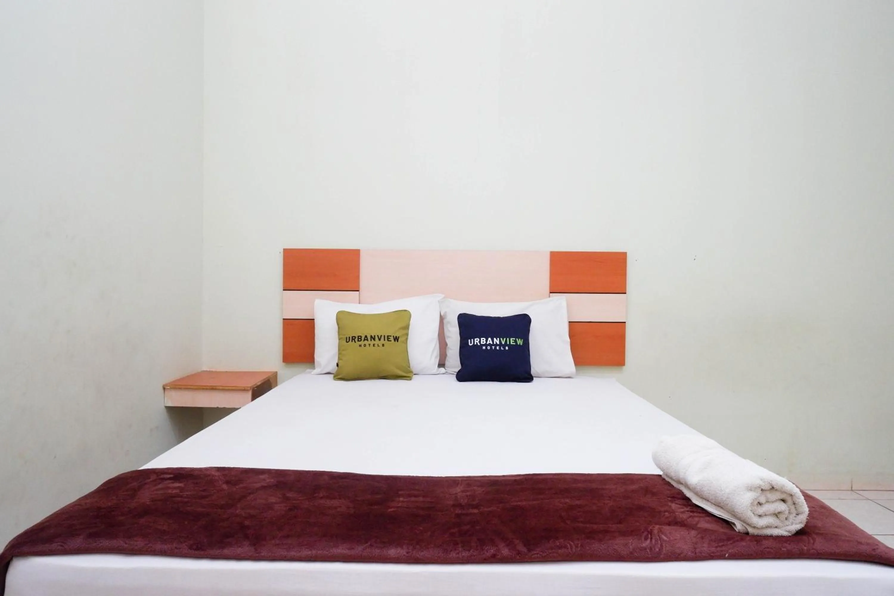 Bedroom, Bed in Urbanview Hotel Platinum Parepare