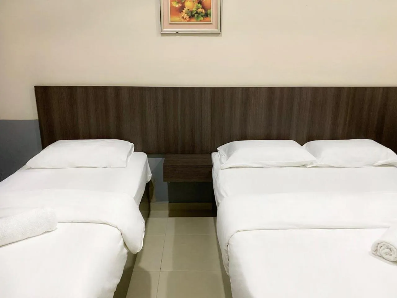 Bed in Chemor Inn