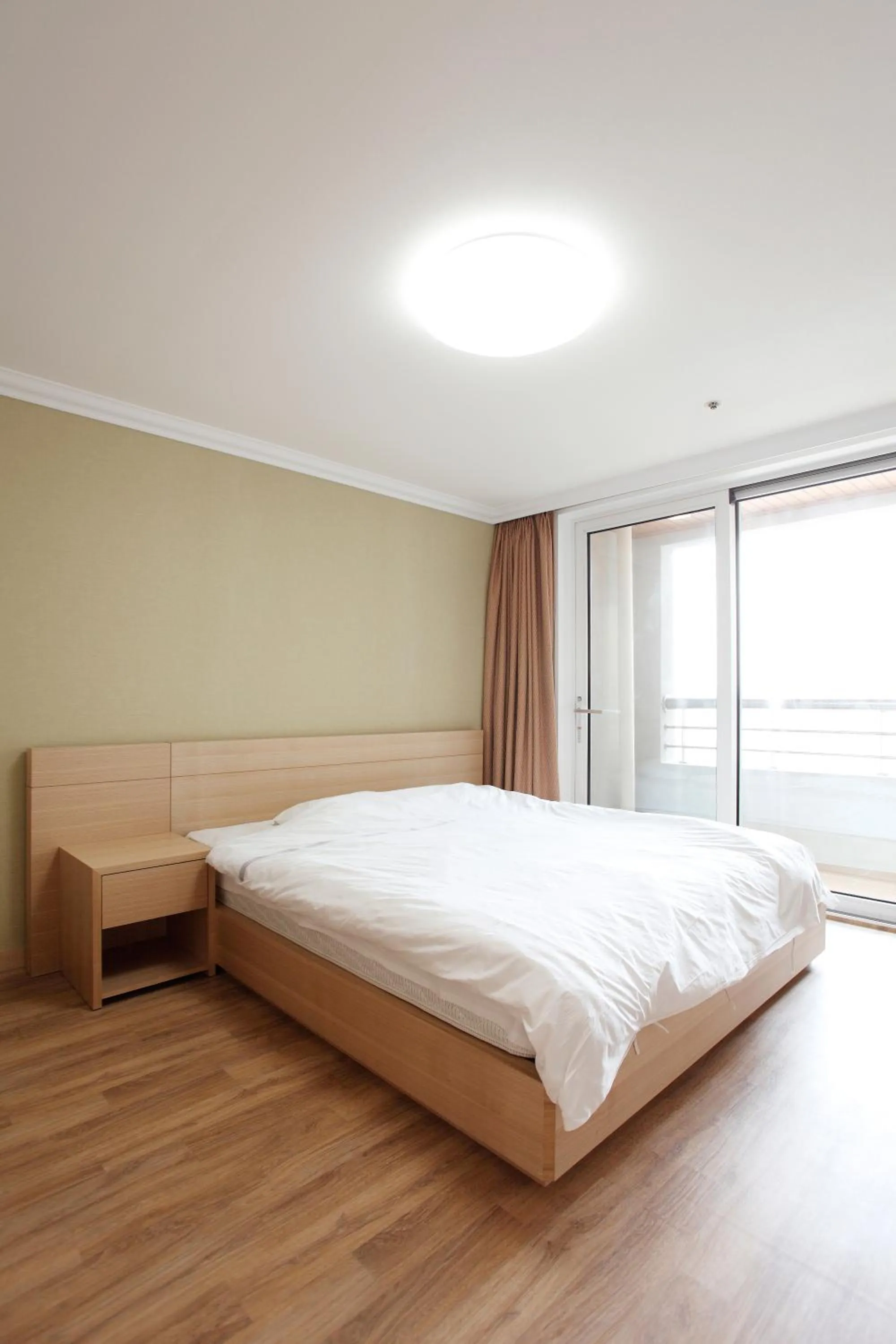 Bed in Kumho Hwasun Spa Resort