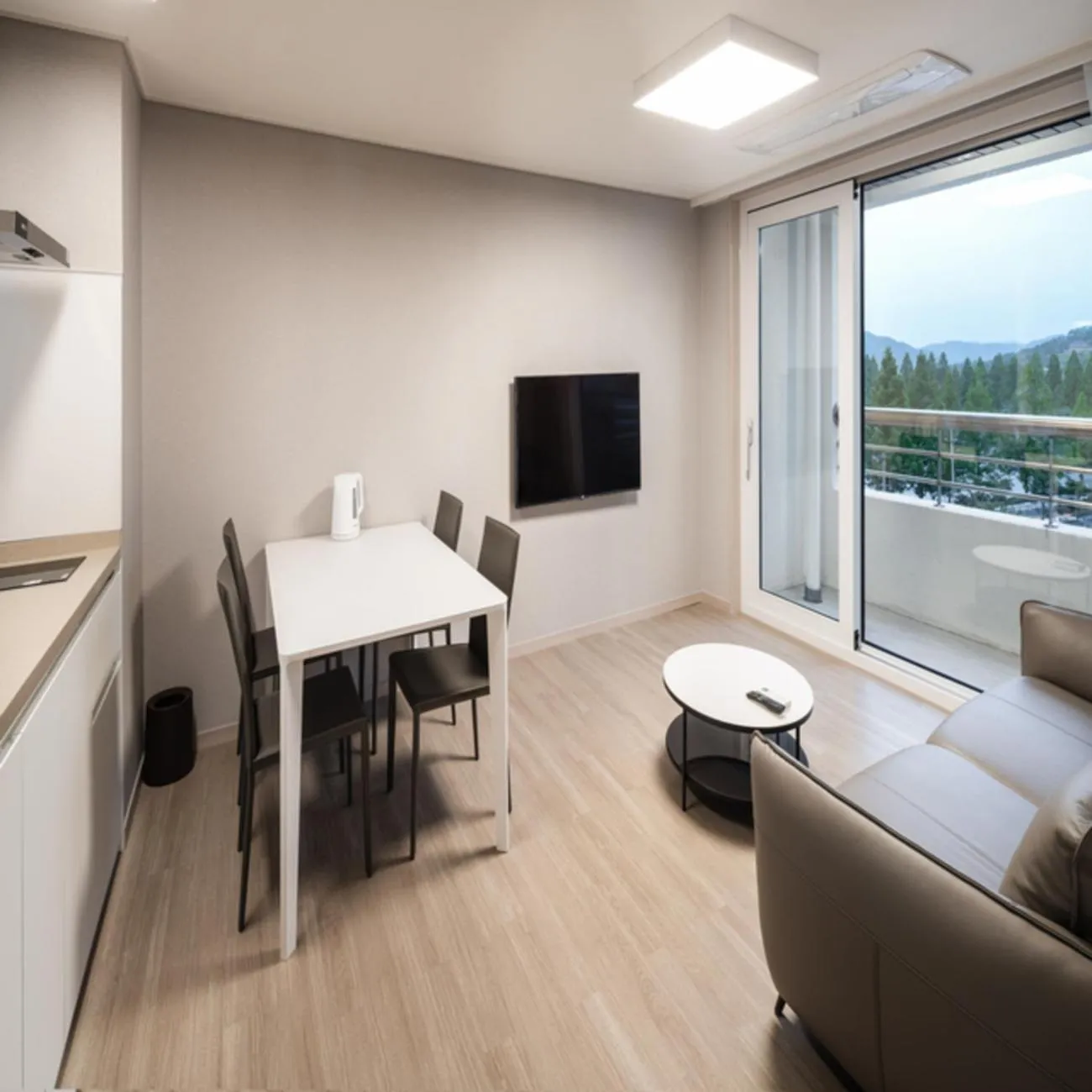 TV and multimedia in Kumho Hwasun Spa Resort