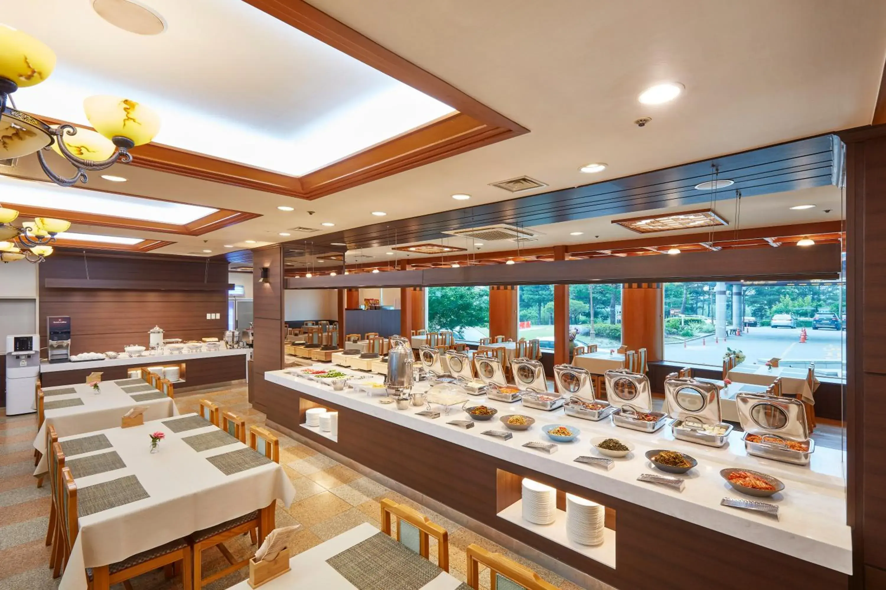 Restaurant/places to eat in Kumho Seorak Resort Restaurant/places to eat in Kumho Seorak Resort